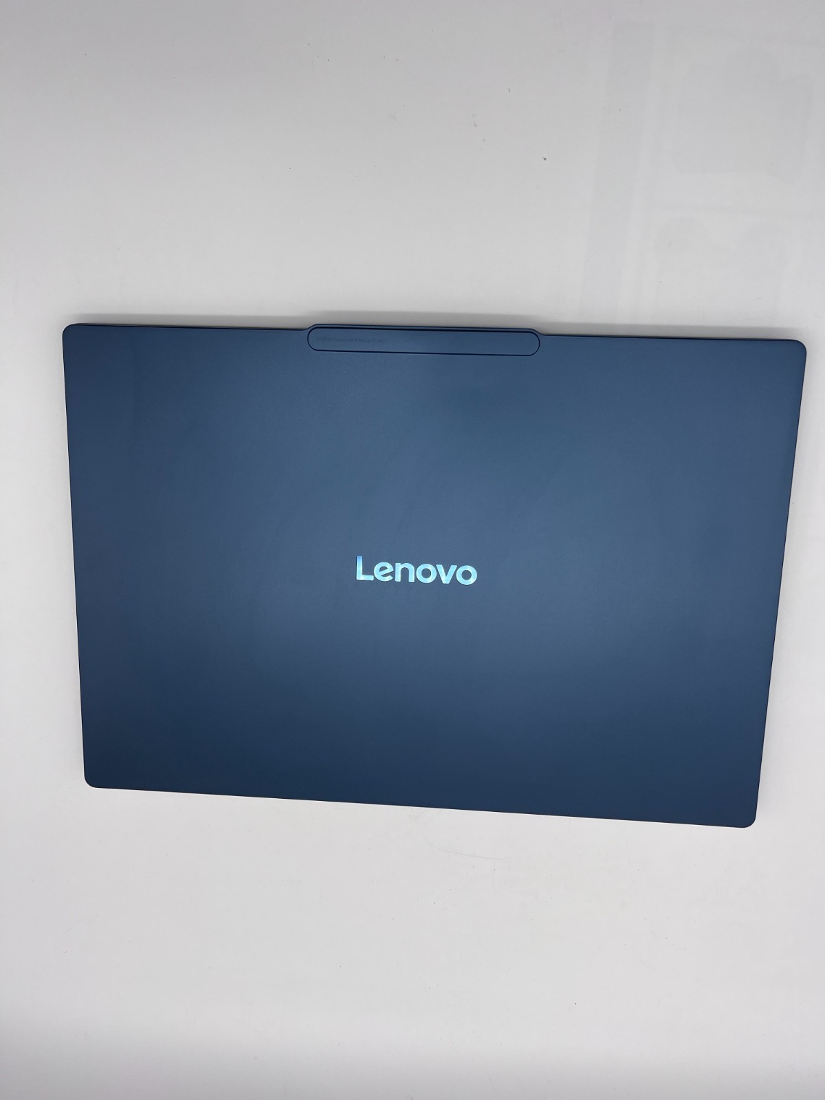Lenovo Yoga Slim 7x Copilot+ PC 14.5″ OLED Snapdragon X Elite 16GB 512GB