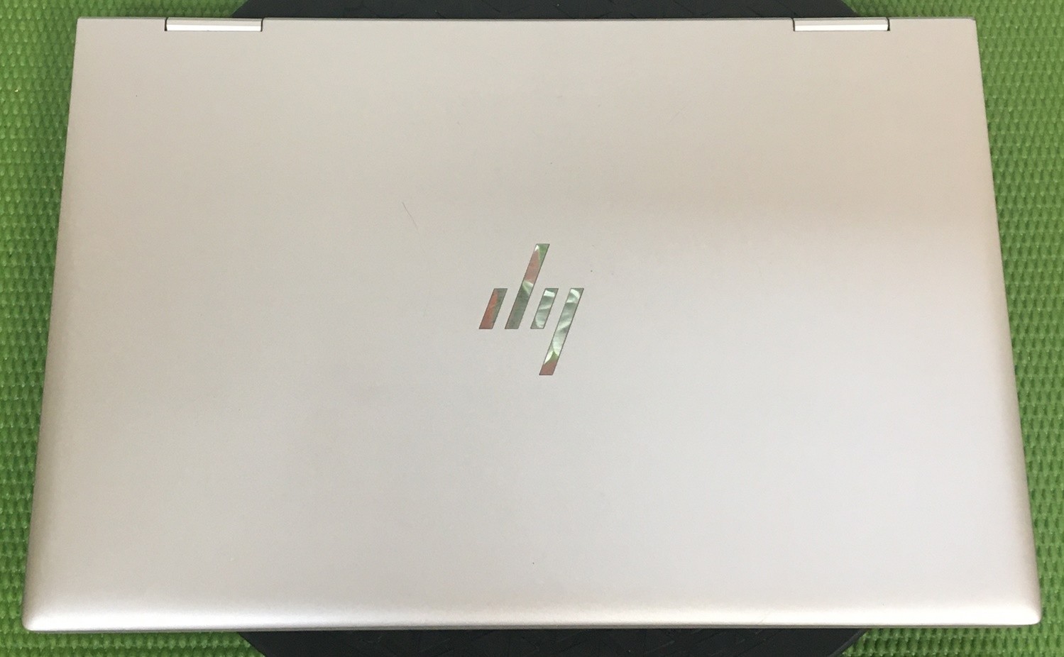 HP EliteBook X360 830 G7 i7-10810U 16GB 512GB Touchscreen 13″ – no OS/AC