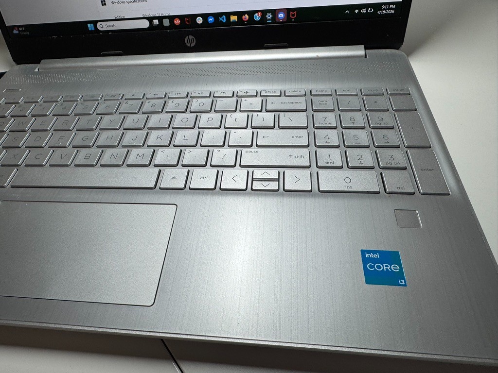 HP 15.6″ (256 GB SSD, Intel Core i5 11th Gen, 4.2 GHz, 8 GB).