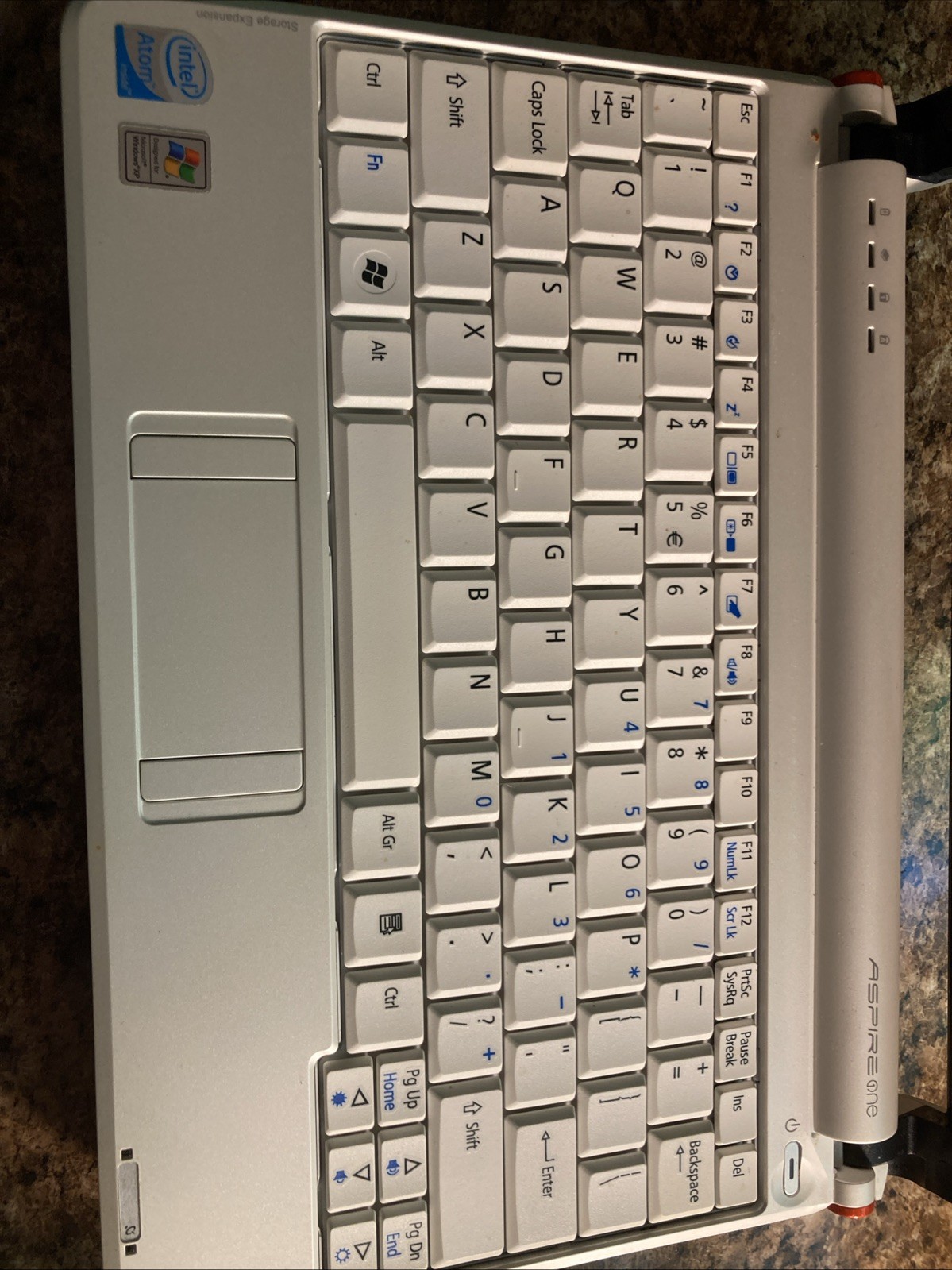 Acer Aspire One Series ZG5 Intel Atom 1.60GHz Netbook Laptop PARTS NO CORD Untsd