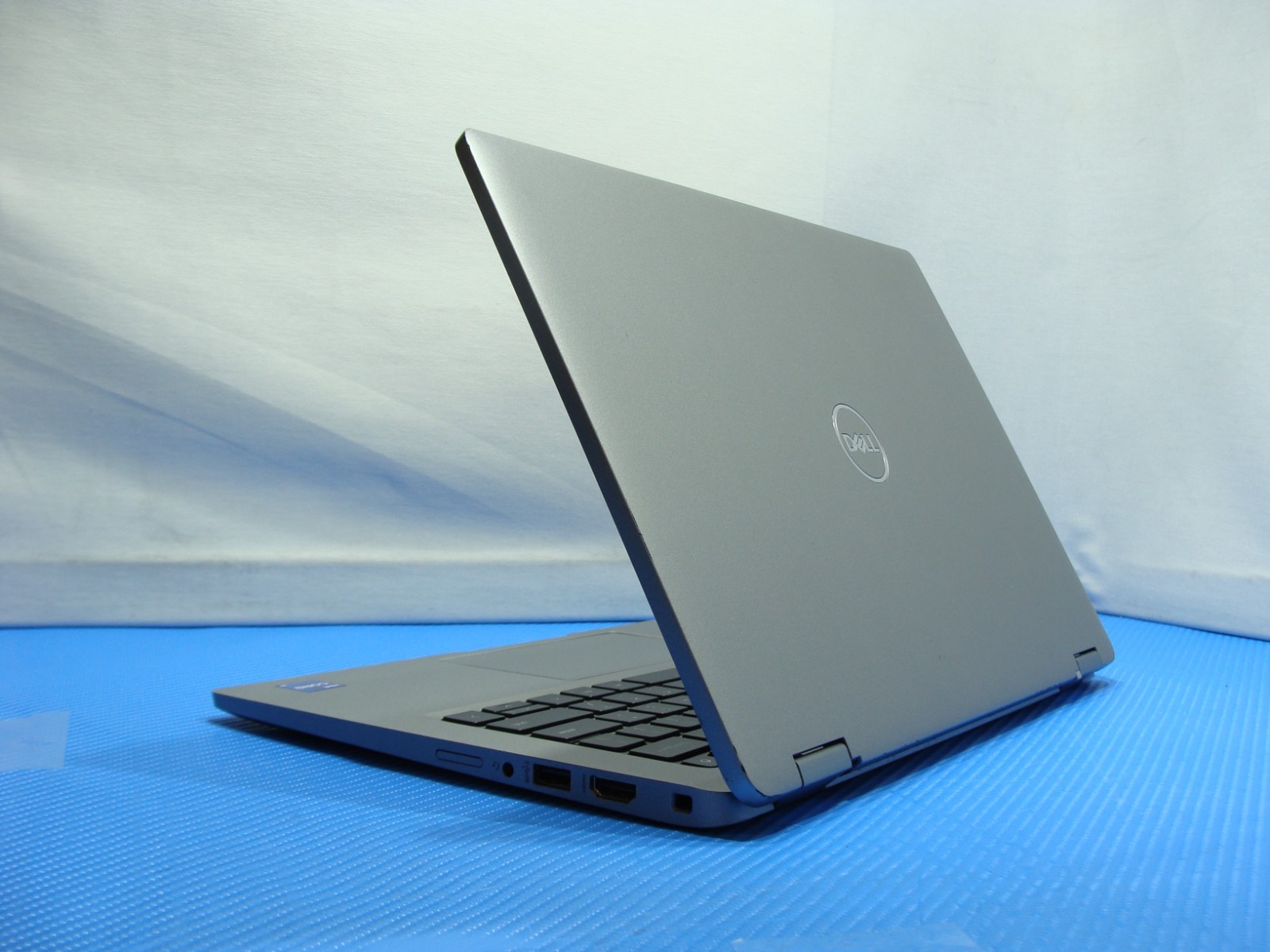 Dell Latitude 5330 13.3″FHD TOUCH i7-1265U 1.8GHz 32GB 512GB SSD Win11Pro +PA