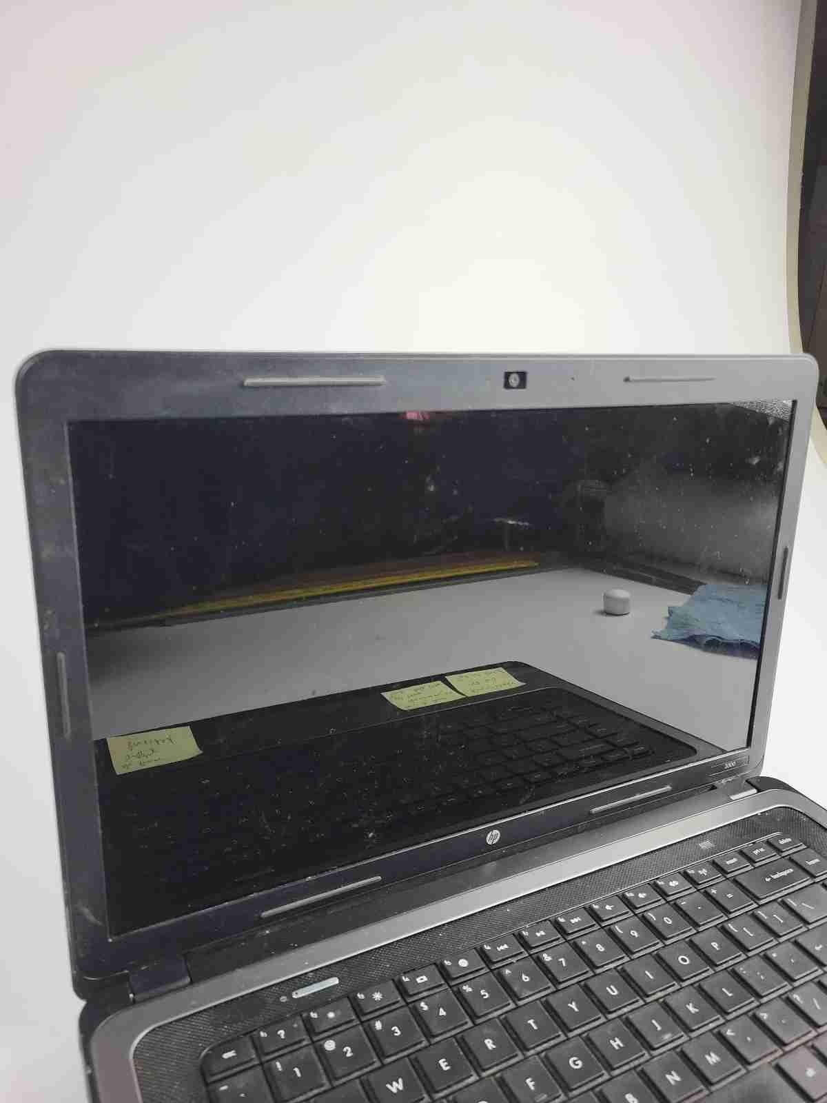 HP 2000 15.6″ Laptop 584037-001 – Win 7 – 150GB – AMD E-300 – 4GB Ram