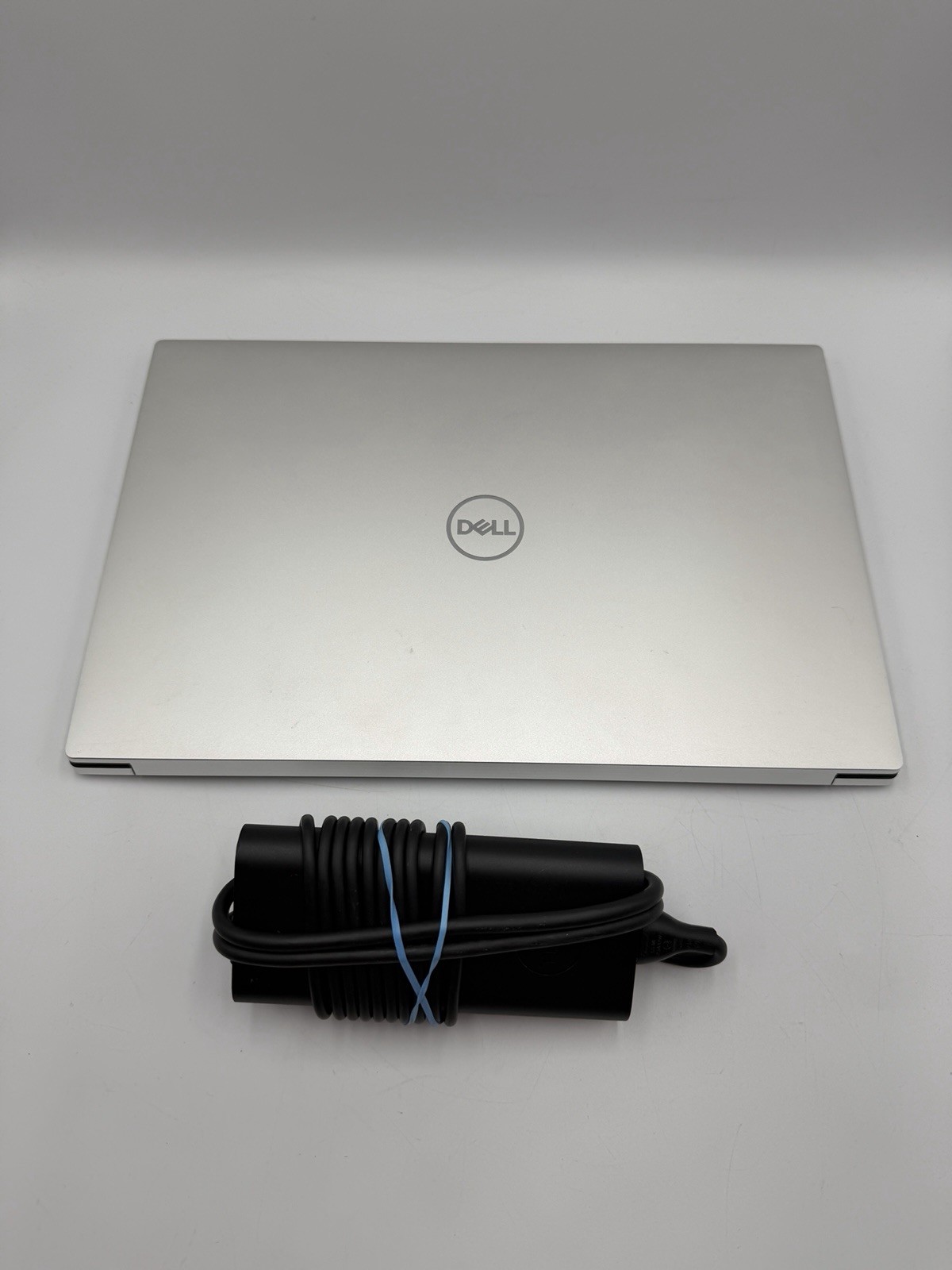 Dell XPS 15 9520 15.7″ Intel i7-12700H 32GB 1TB SSD RTX 3050 Ships Today !