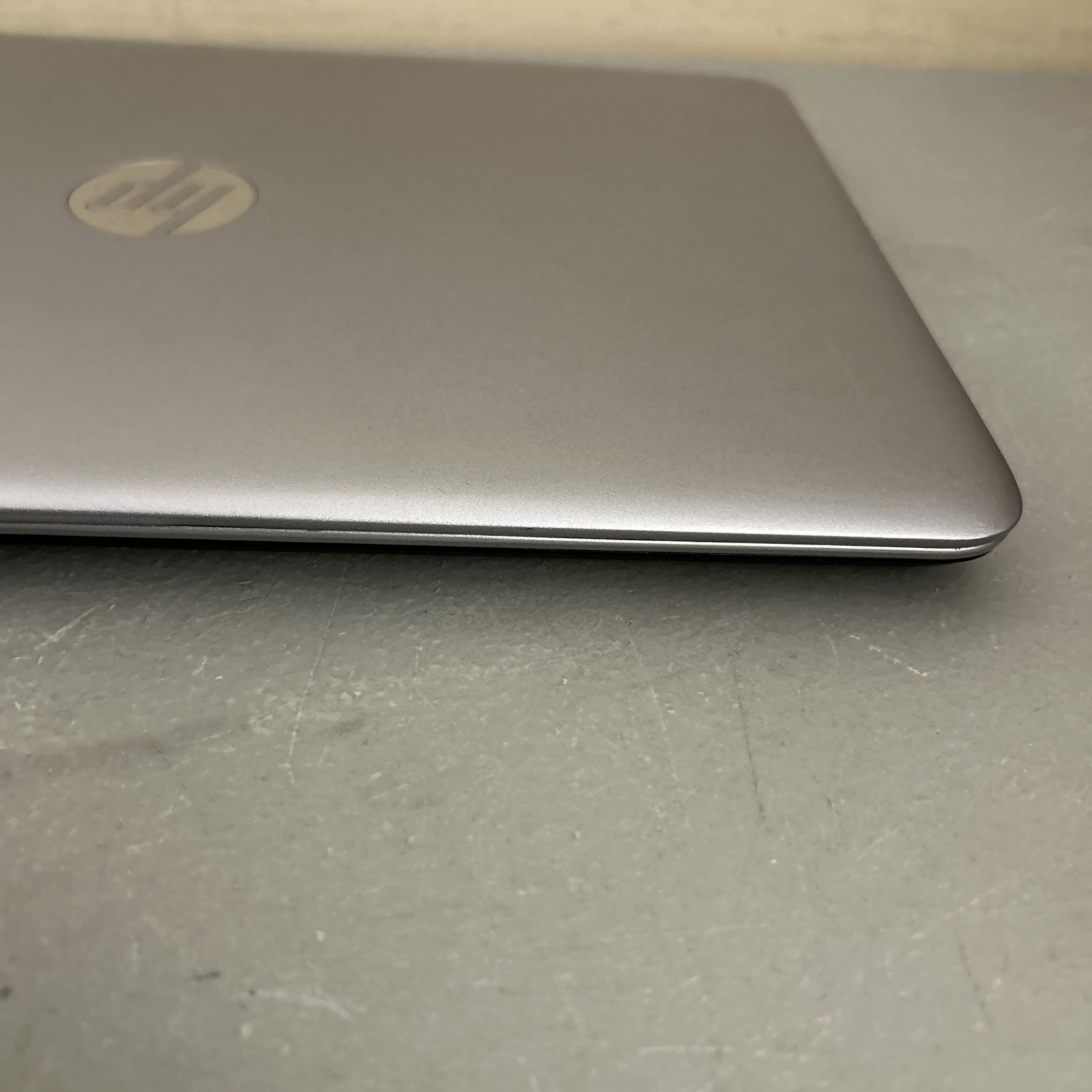 HP EliteBook 840 G4 14″ Core i5 8GB RAM, 256 GB SSD Window 11