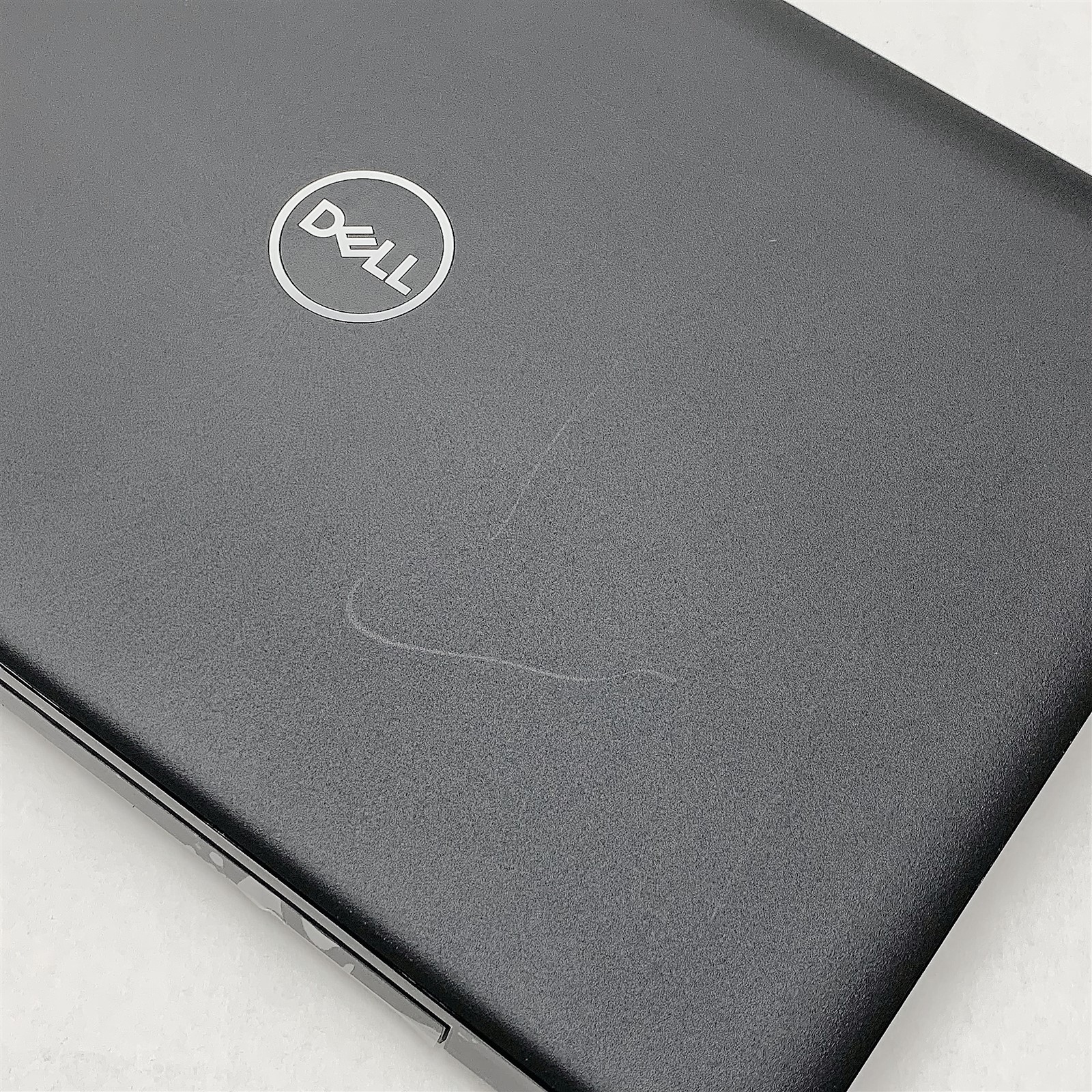 Dell Latitude 3520 Laptop Celeron 6305 1.80GHZ 15.6″ FHD 8GB 512GB NVMe Win 11
