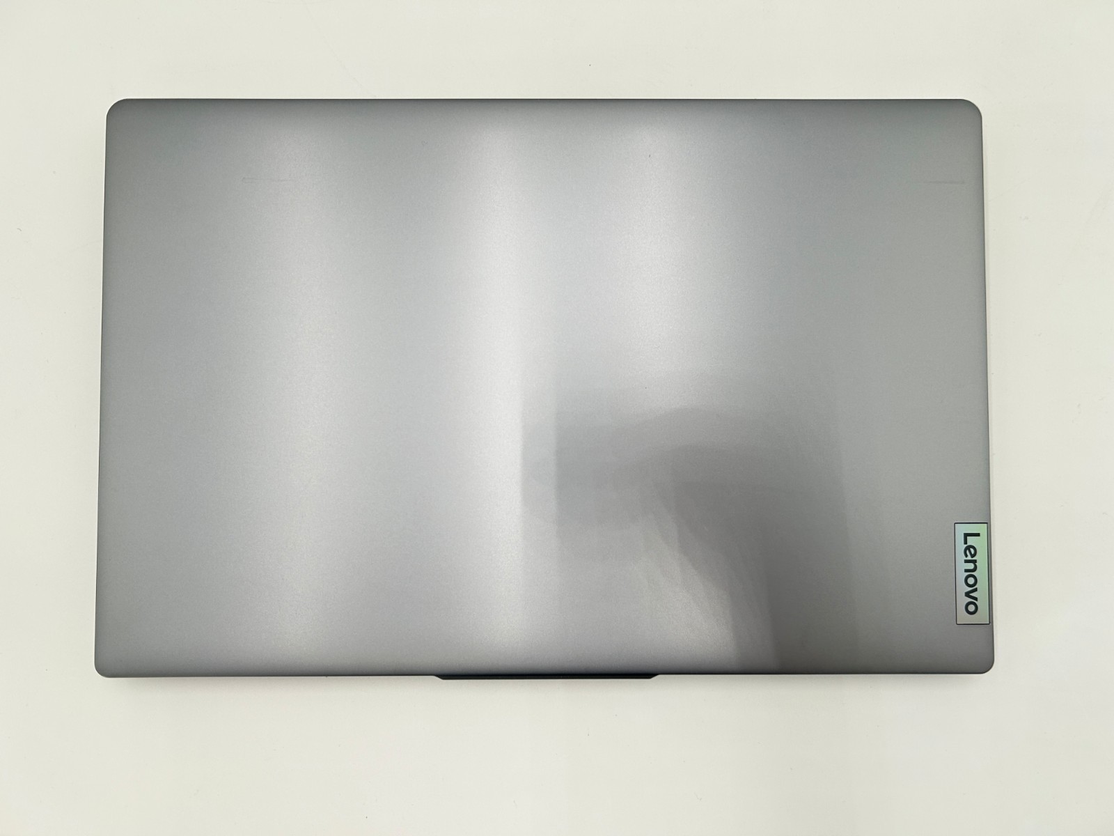 Lenovo IdeaPad Slim 3 15ABR8 (Ryzen 7-5825U, 16GB DDR4, 512GB SSD)