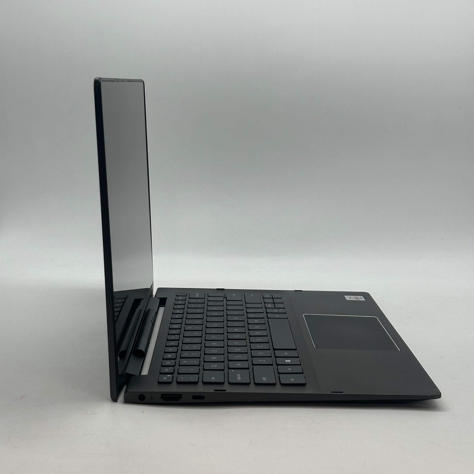 Dell Inspiron 7391 13.3-inch Laptop Core i7 16GB Ram 512GB Black