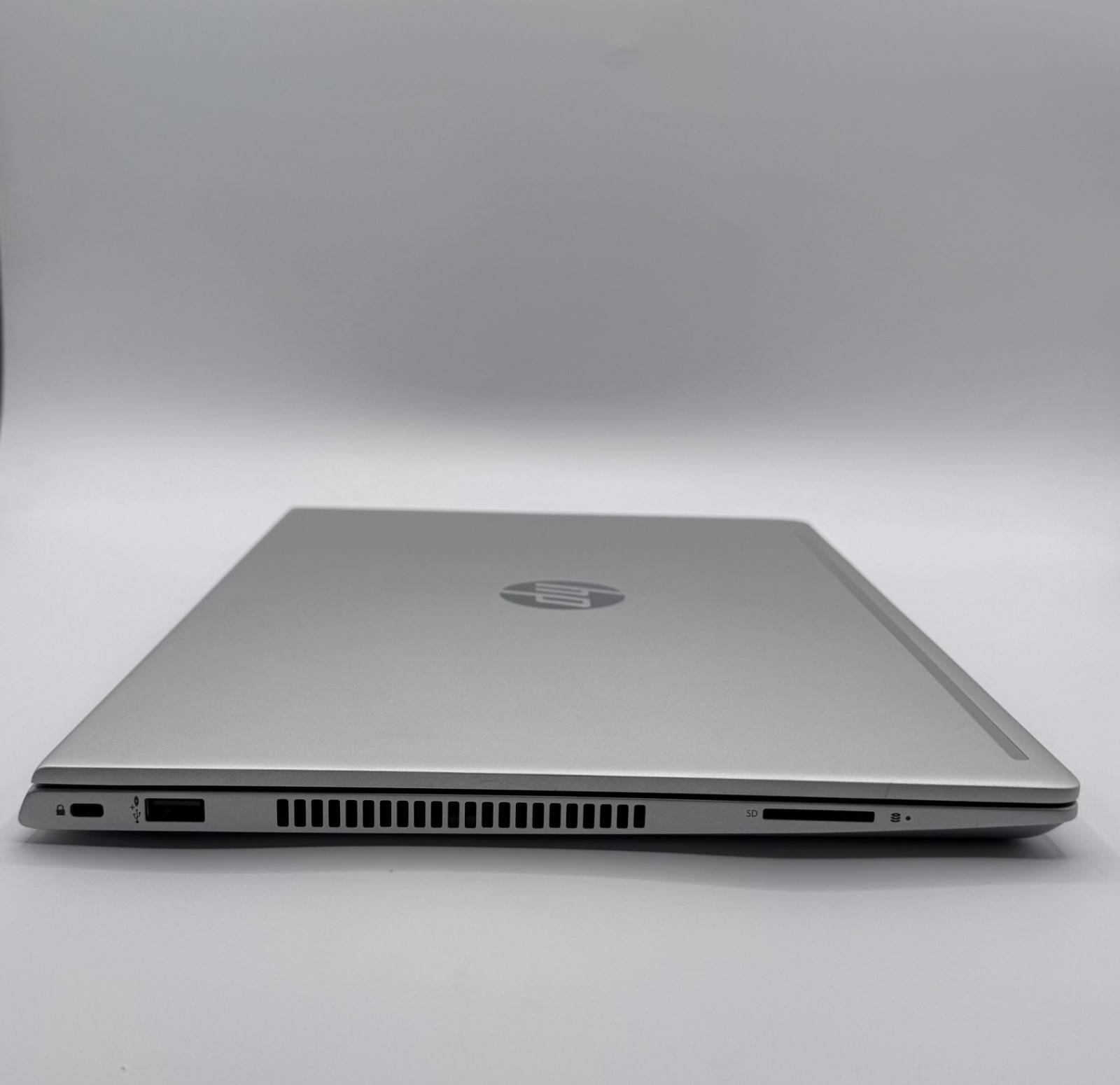 HP ProBook 440 G6 5VC06UT#ABA – i5-8265U | 8GB RAM | 256GB NVMe