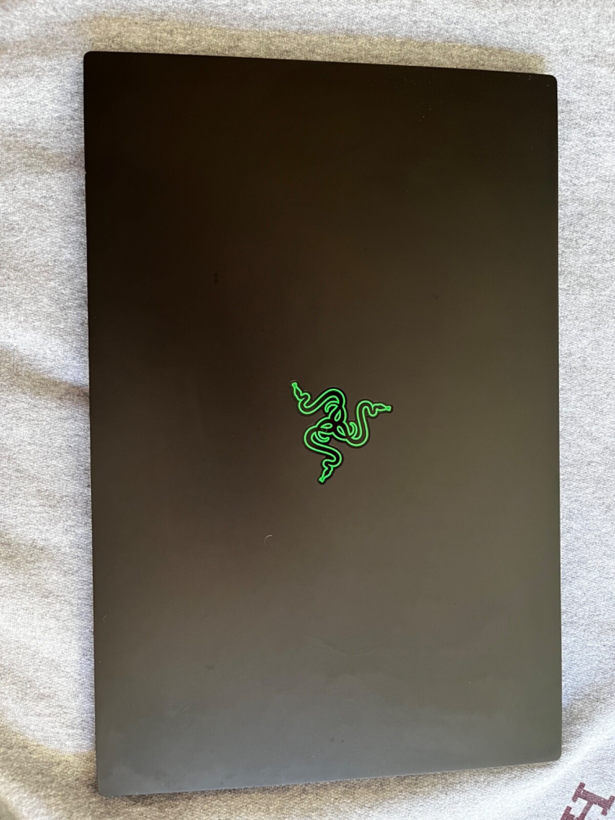 Razer Blade 15.6″ FHD (1TB SSD , Intel Core i7 10th Gen., 5.10GHz, 16GB) Gaming