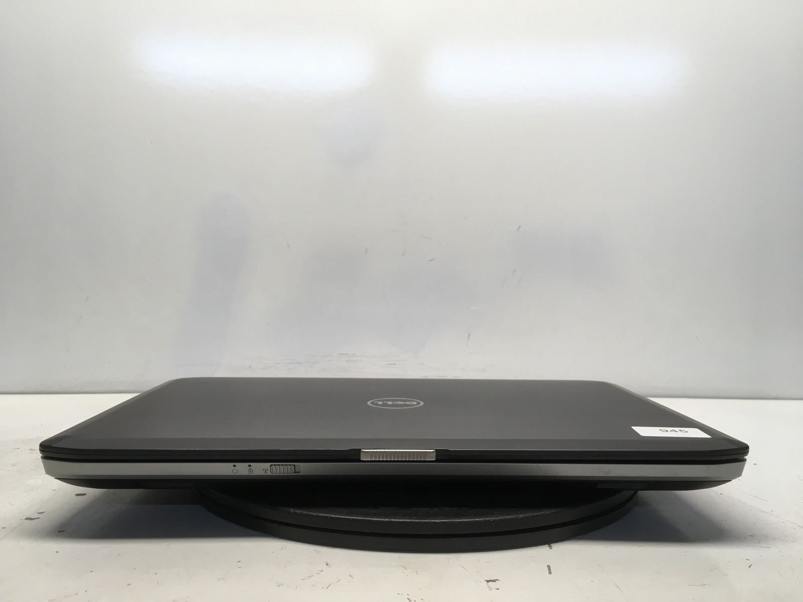 Dell Latitude E5520M Intel Core 2 Duo T6670 2.2GHz 2 GB NO HDD No Batt