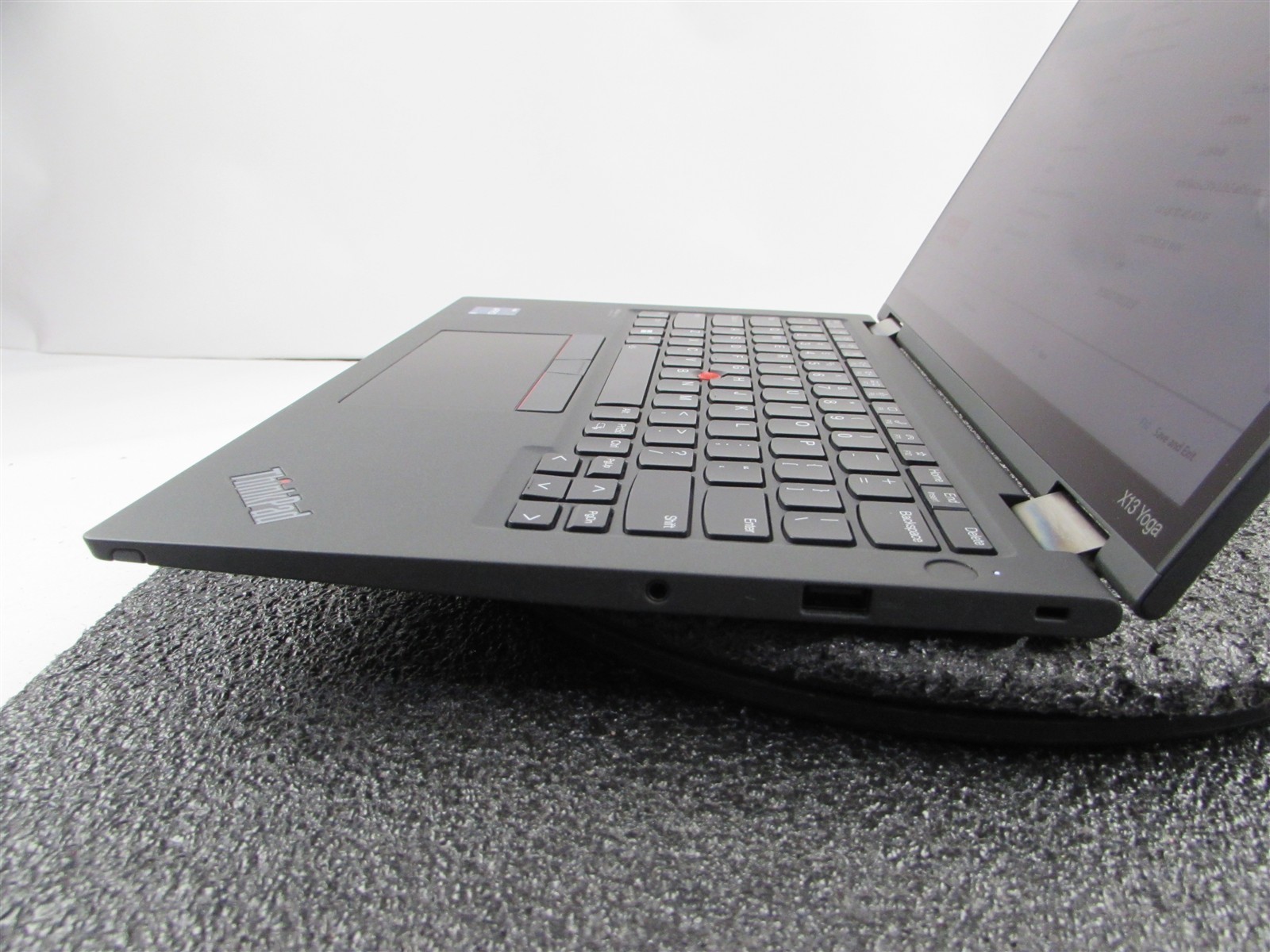LENOVO THINKPAD X13 YOGA (Gen 3) 13.3″ 2-in-1 I5-1245U 256GB SSD 16GB RAM WIN 11