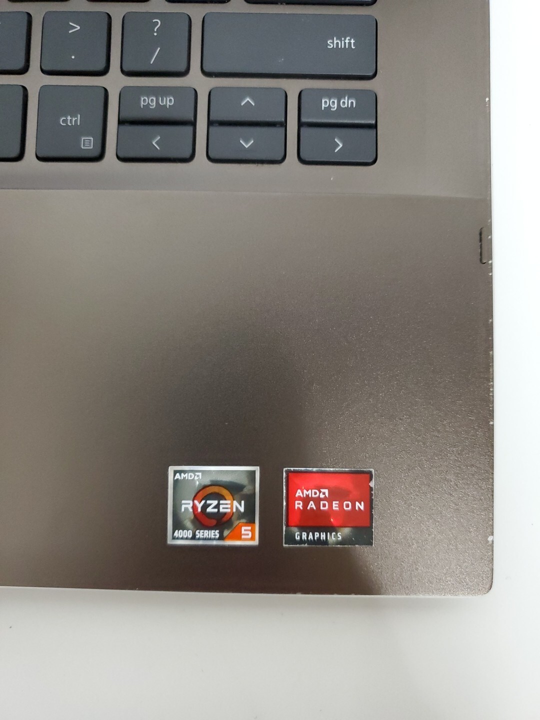 Dell Inspiron 14 7000 2-in-1 Touchscreen Ryzen 5 4500U 16GB RAM 512GB SSD