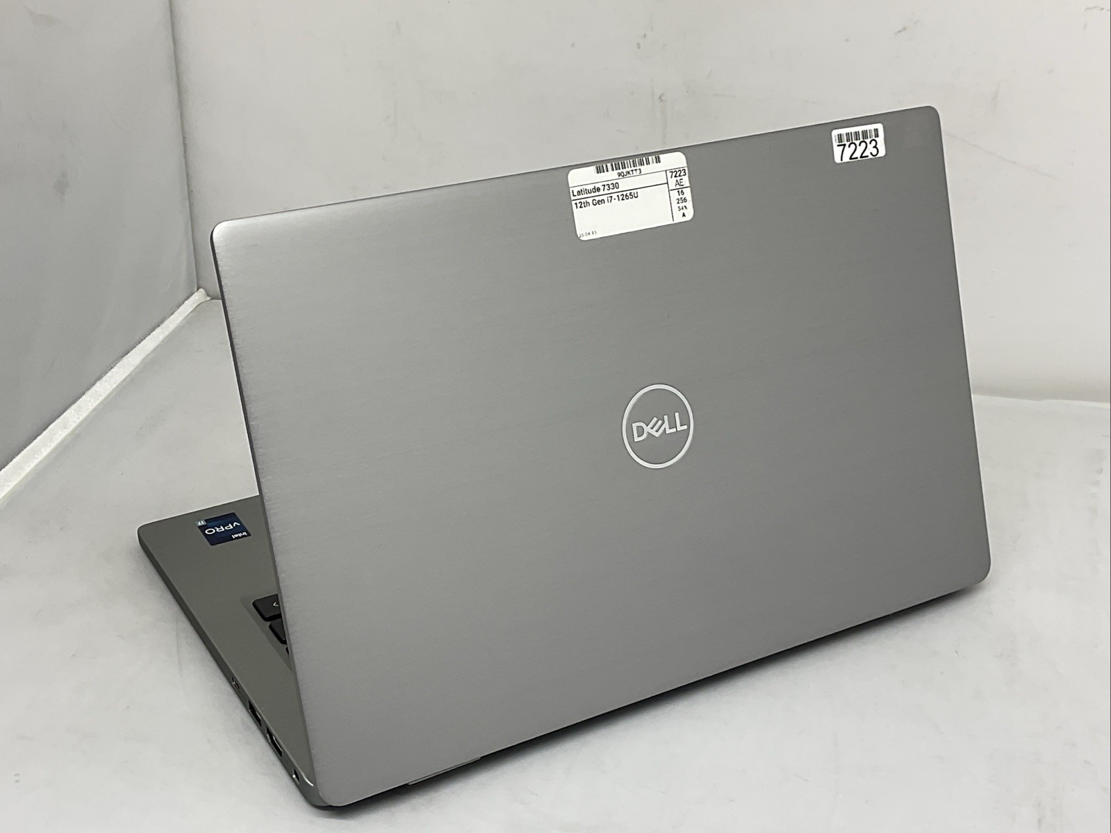 Dell Latitude 7330 – Touch – i7 1265U – 16GB, 256GB, Windows 11 +Adapter