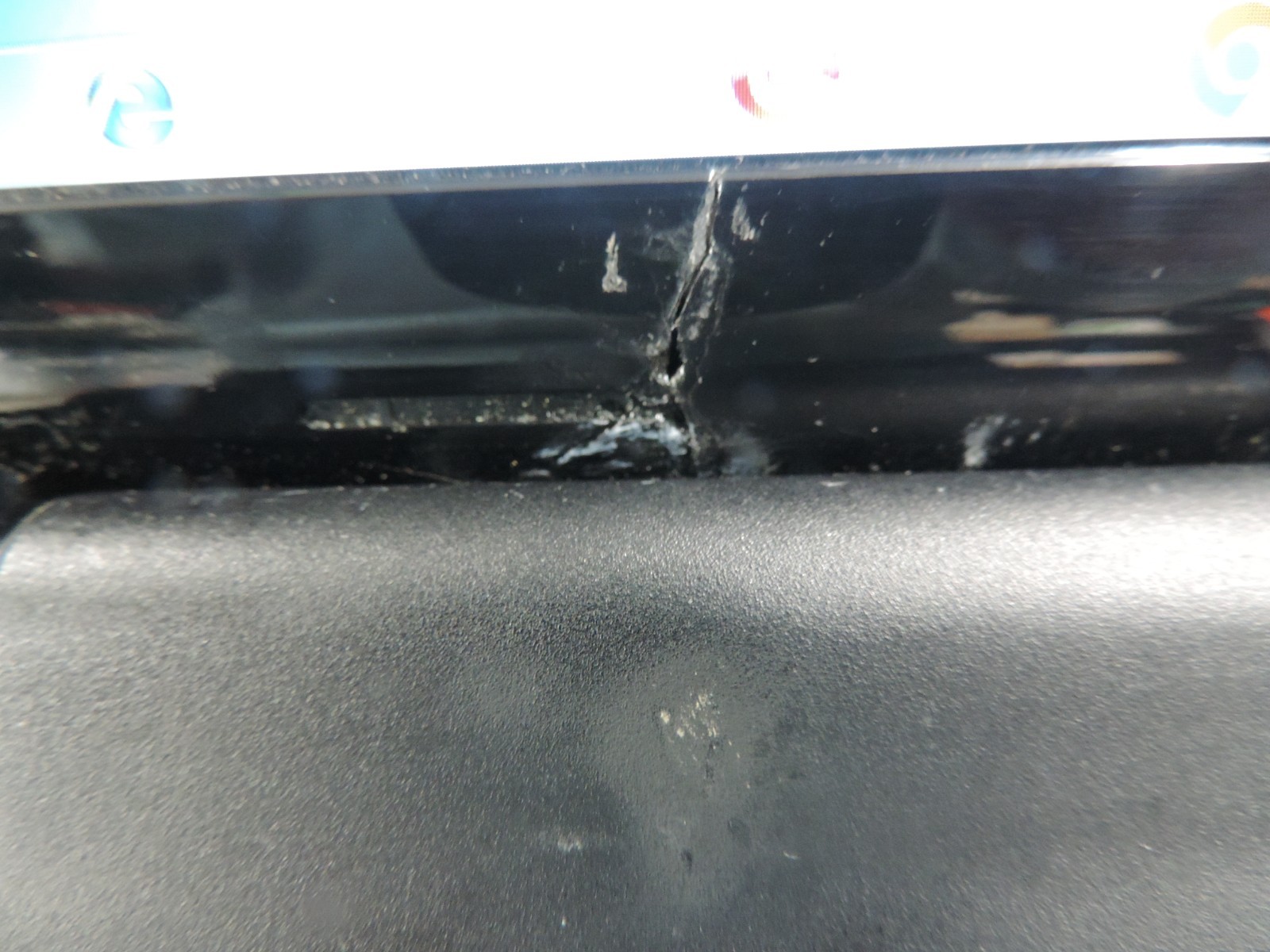 HP Compaq Mini CQ10-600 10.1” Intel Atom 1.66GHz Laptop WINDOWS 7 OEM