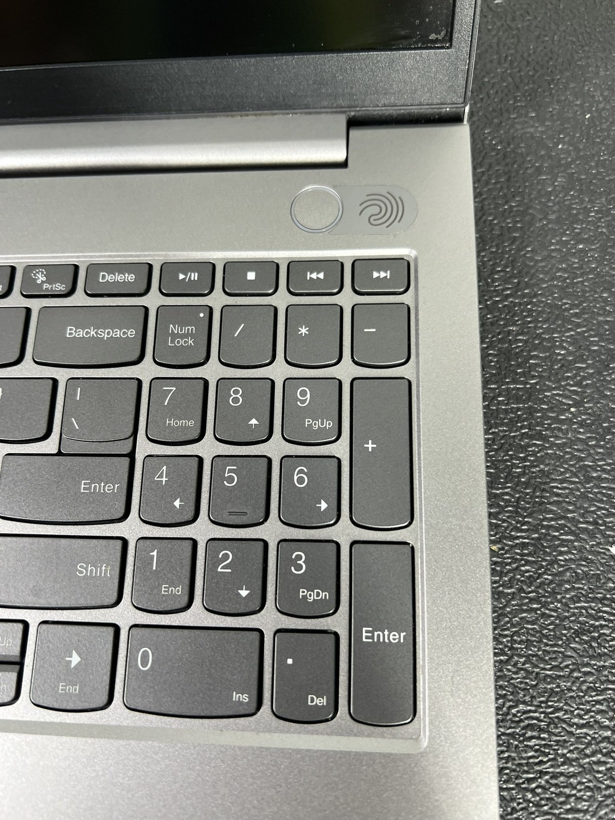 Lenovo ThinkBook 15 G2 ARE Ryzen 7 4700U 2GHz 16GB DDR4 512GB NVMe Touch- READ