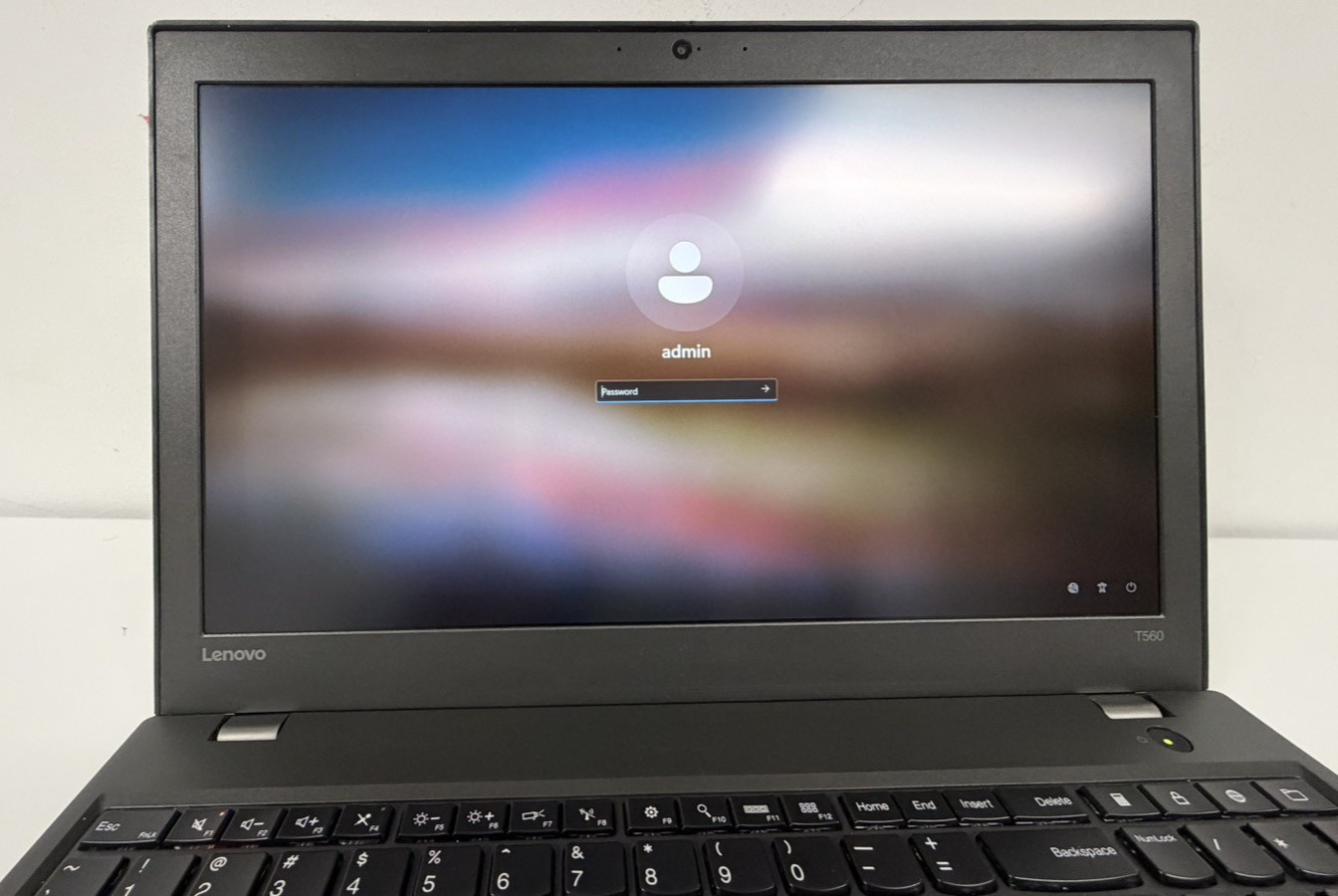 Lenovo ThinkPad T560 i7-6600U 16GB RAM 256GB SSD 15.6″ FHD Windows 11 Pro