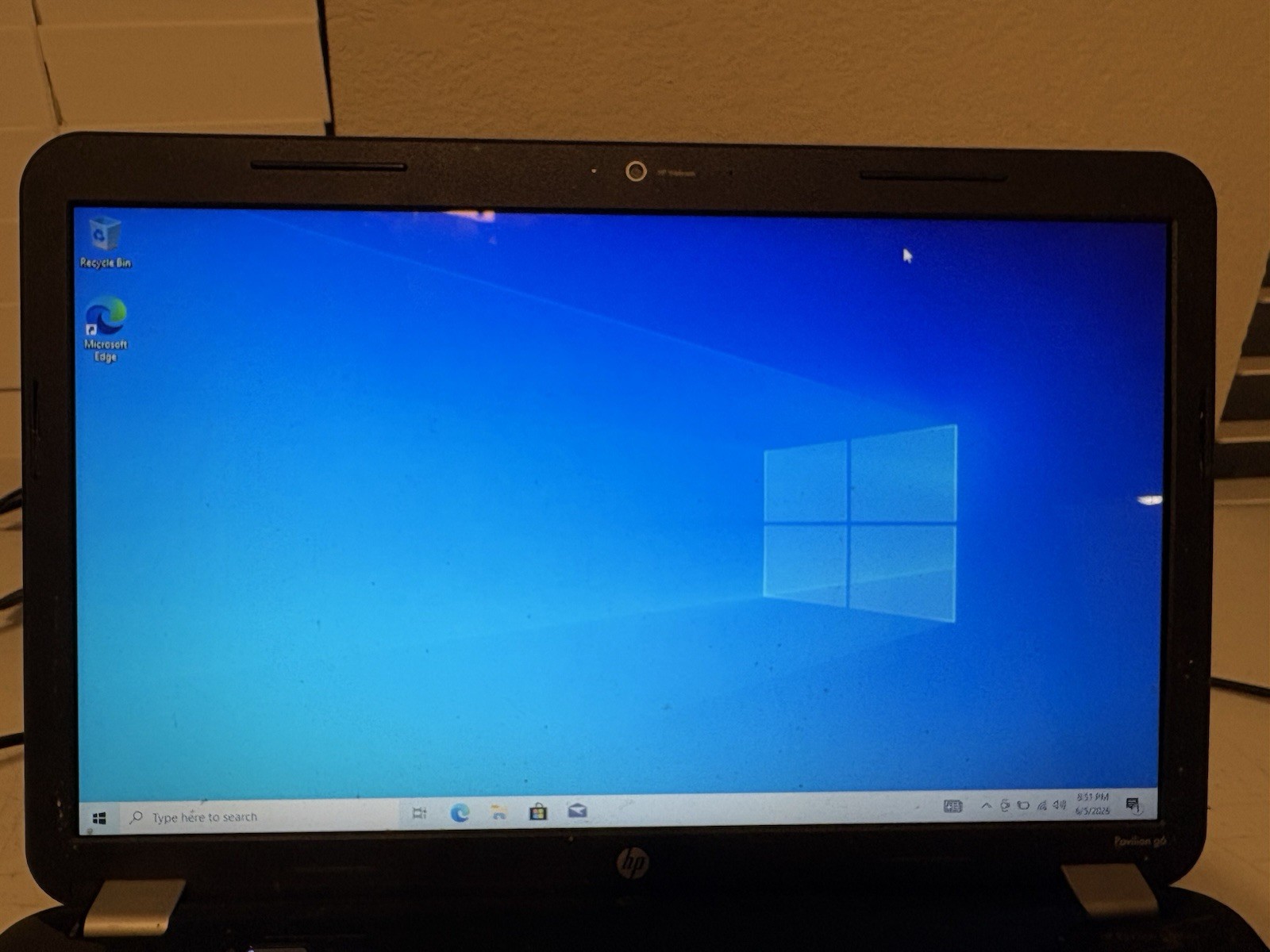 HP Pavilion G6-1B60US 15.6in, AMD A4-3300M 1.9GHz, 4GB, 500GB Laptop, Win 10