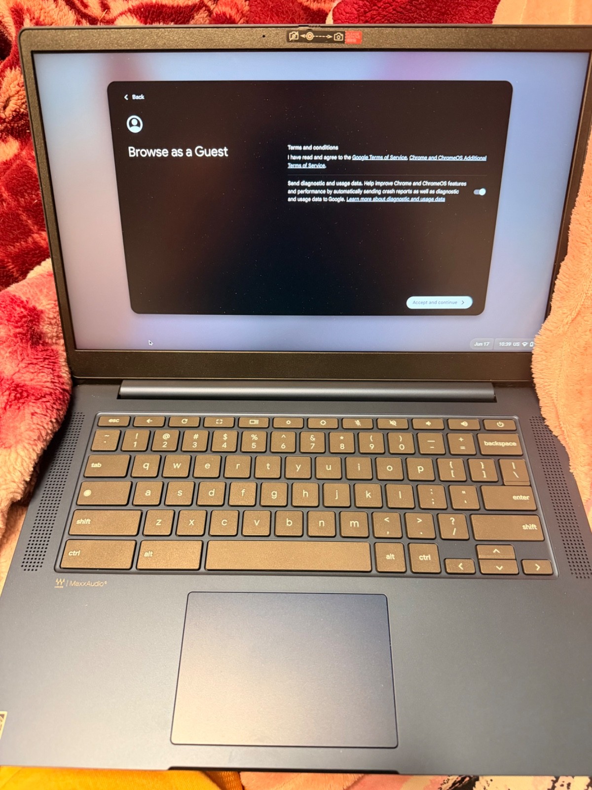 IdeaPad Slim 3 Chromebook Laptop – 14″ Full HD Touchscreen