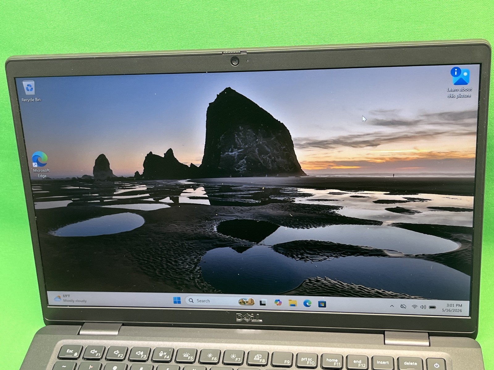 *AS IS-READ* Dell Latitude 7320 Core i5-1135G7 @2.40GHz/8GB RAM/256GB SSD