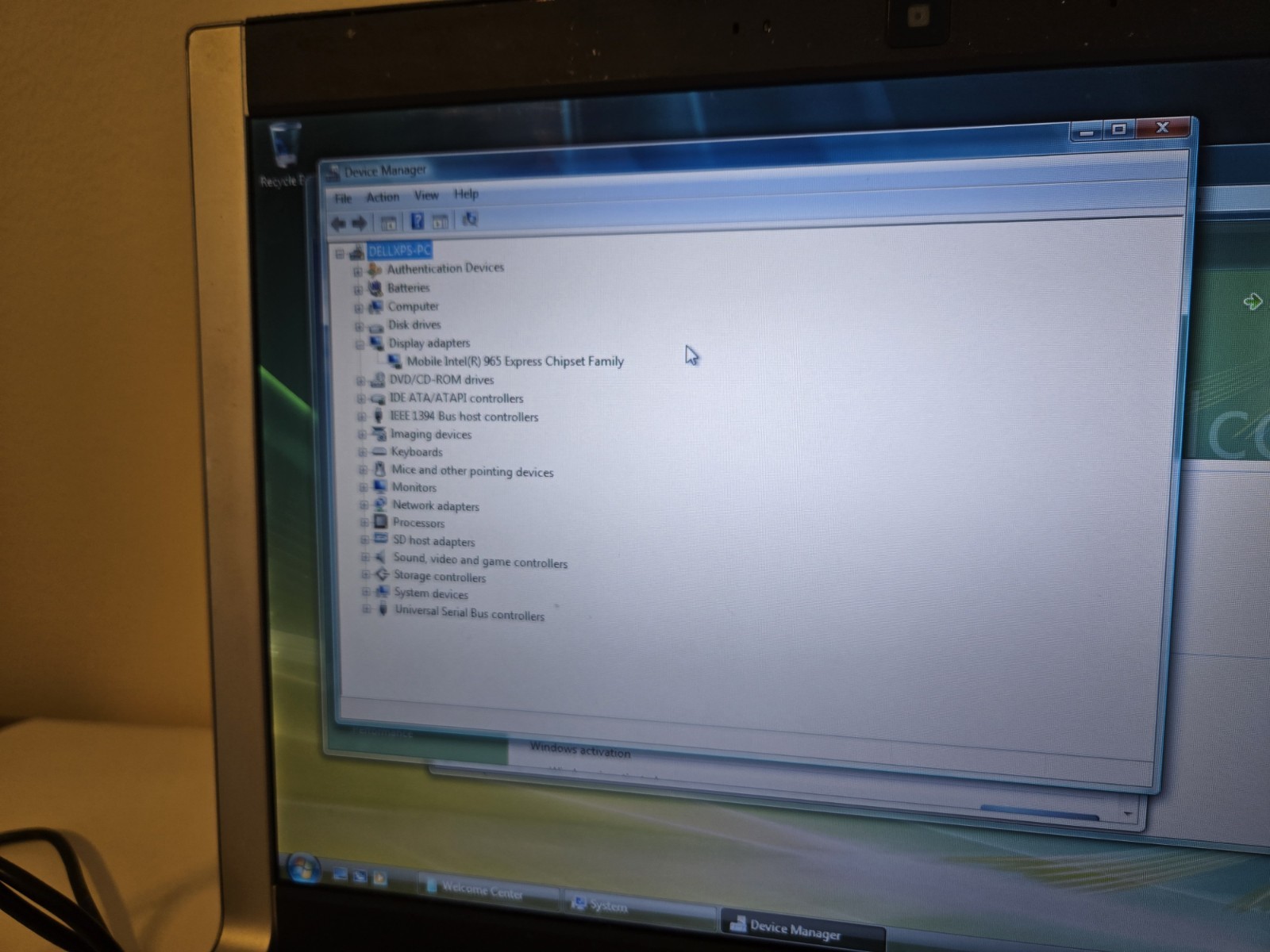 DELL XPS M1330, Intel Graphics, Core 2 Duo 1.66GHz 2GB Ram, 250gb Hdd, W-Vista