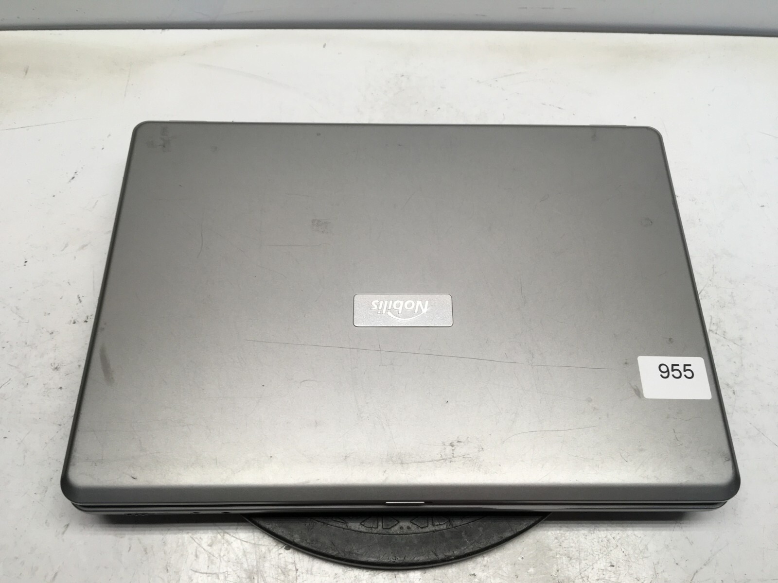 Nobilis L55110 Intel Pentium Dual 1.3GHz 1 GB NO HDD No Batt
