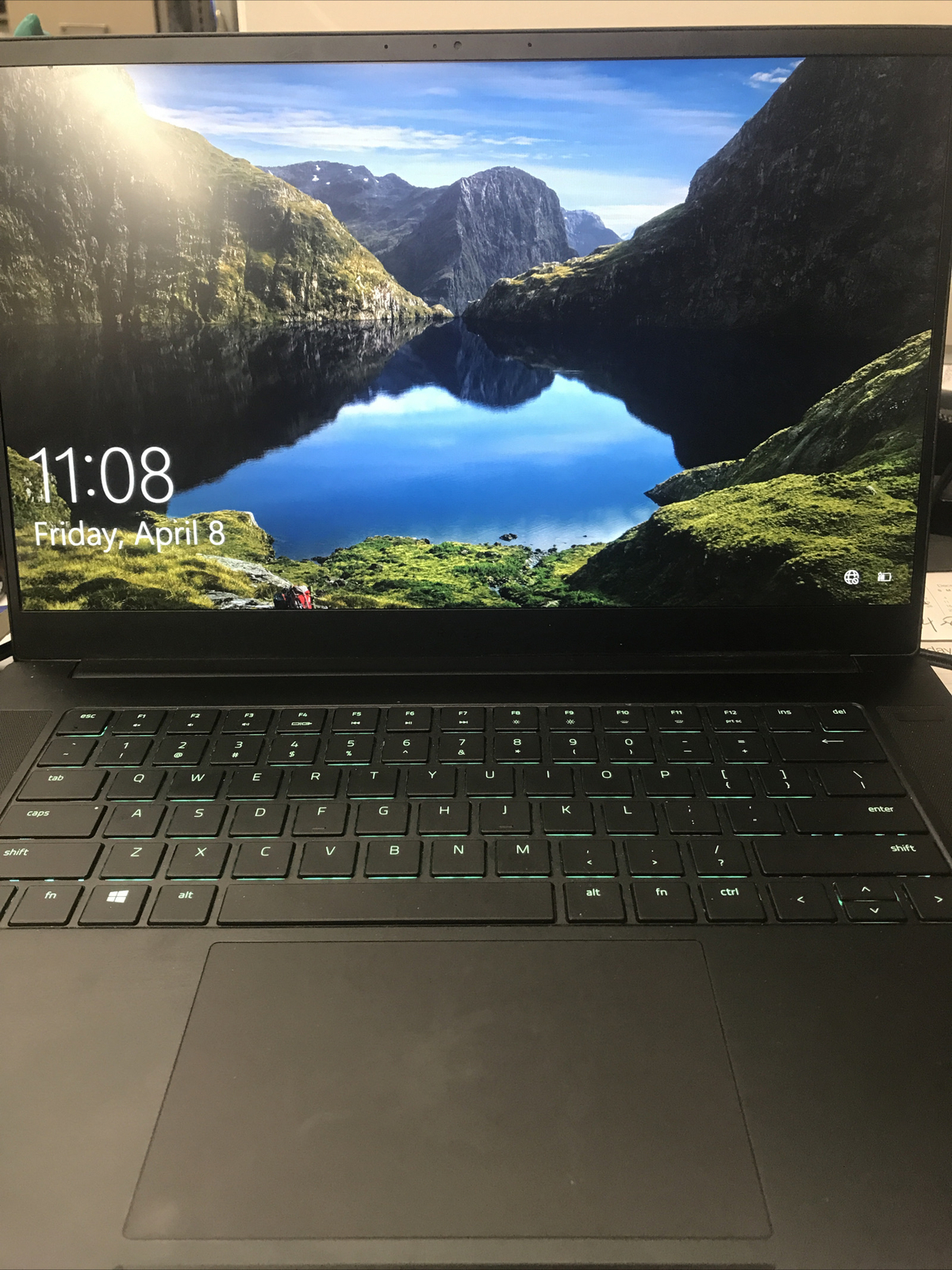 Razer Blade Pro 17″ 4K UHD (512GB SSD , Intel Core i7 10th Gen., 5.10GHz, 16GB)