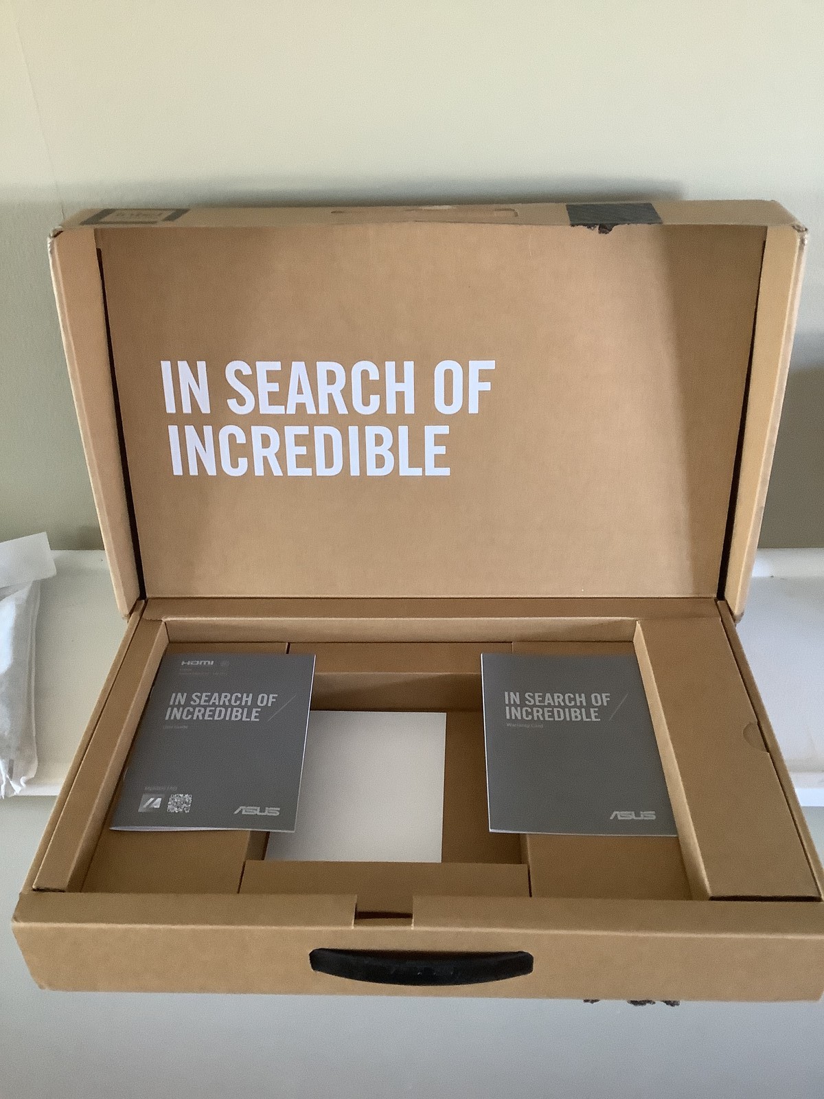 ASUS 14″ FHD Laptop Intel Celeron N4500 4GB 64GB eMMC Open Box