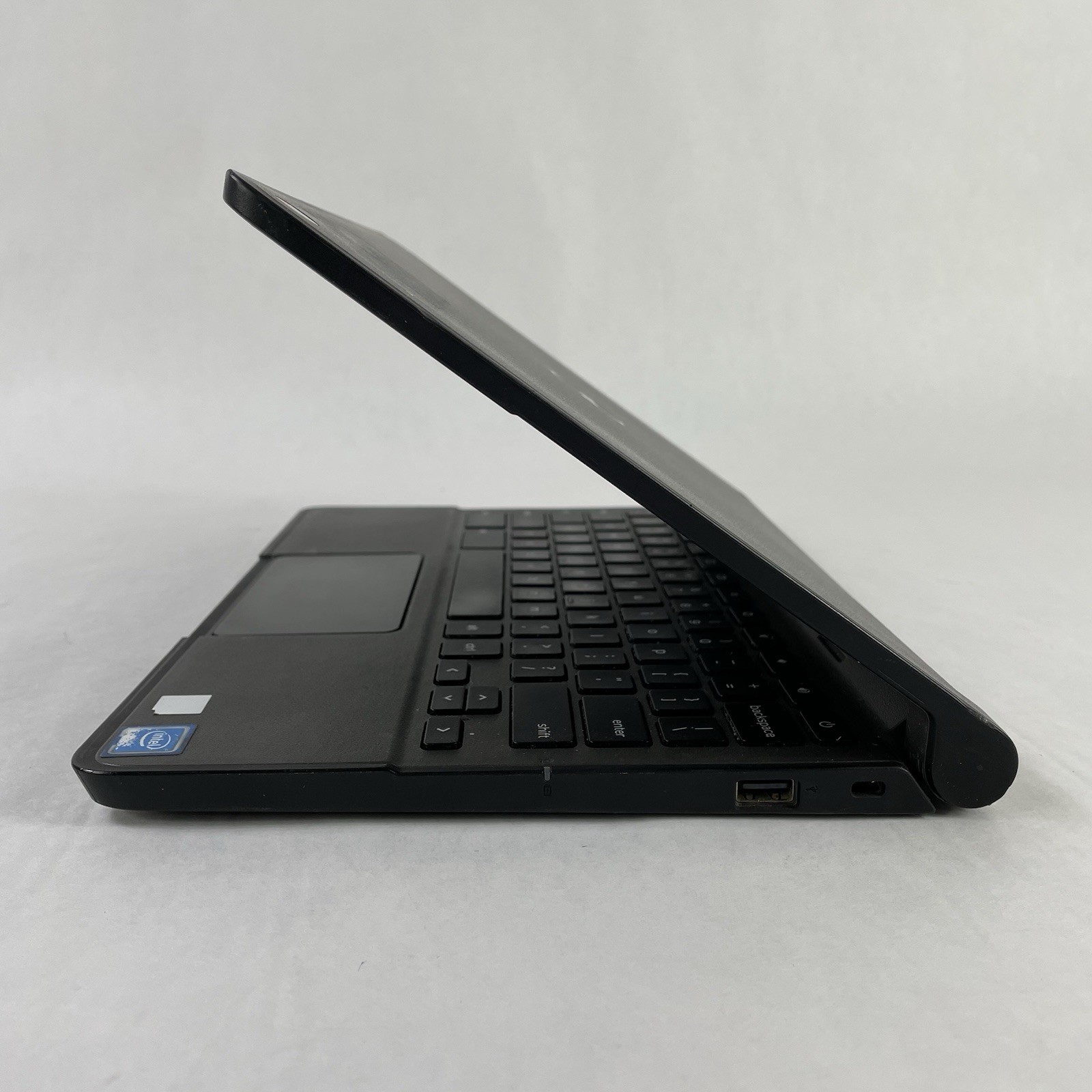 Dell Chromebook 11 P22T 11.6″ Celeron N2840 2.16 GHz 4 GB RAM 16 GB SSD