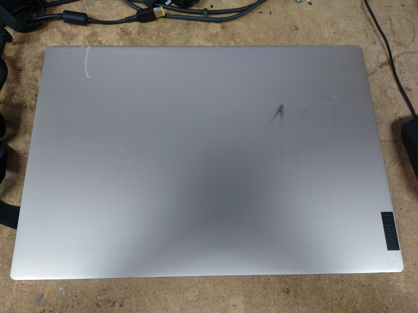 Lenovo Ideapad 3 15IML05 15.6″ FHD i5-10210U 12GB RAM No OS/SSD
