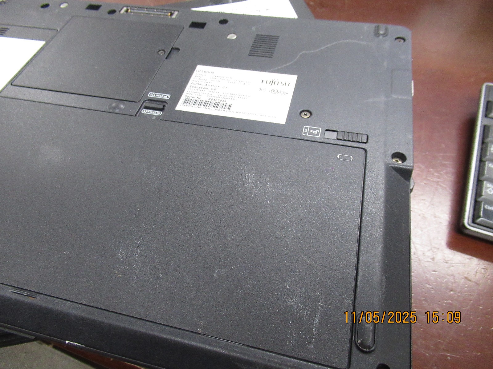 Lot of 5 Fujitsu Lifebook U749 i7 8665U 1.90GHz Laptop [NO RAM/HDD/OS/AC]