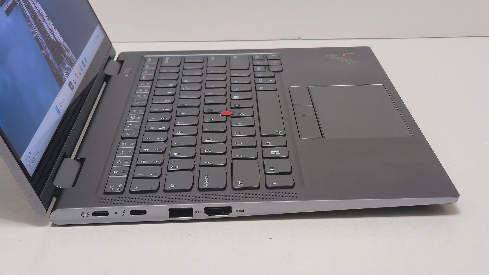 Lenovo ThinkPad X1 Yoga Gen 6 (i7-1185G7 CPU, 32 GB RAM 1 TB SSD) 14″ 4K Touch