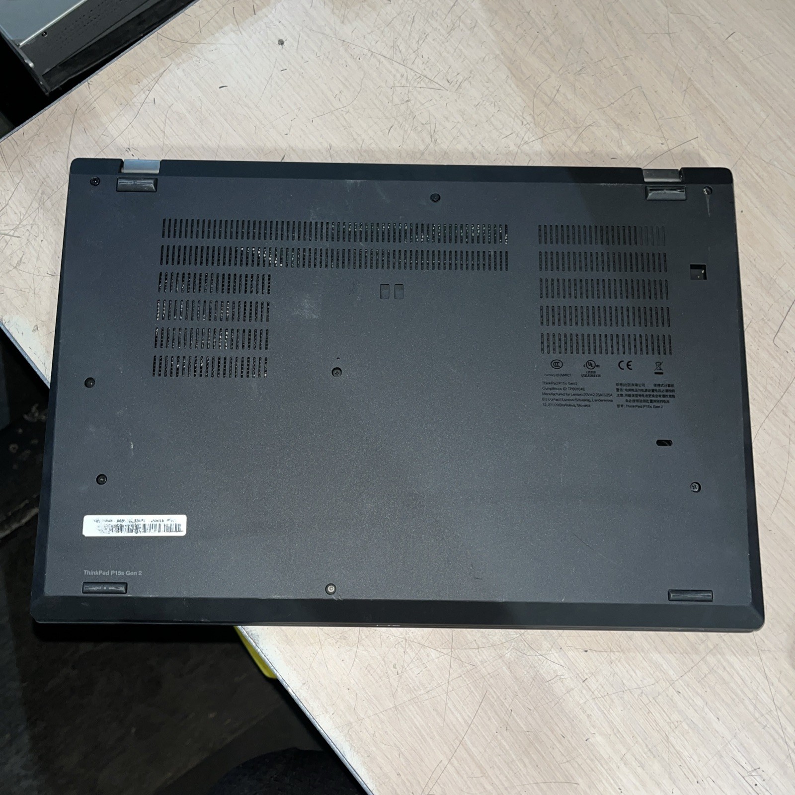 LENOVO THINKPAD P15S INTEL CORE I7 11TH GEN 16GB RAM NO HD