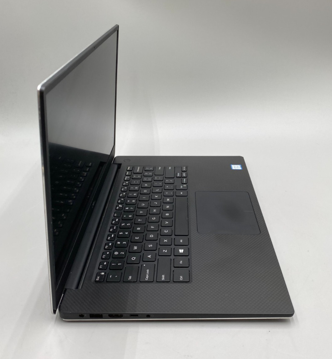 Dell Precision 5540 15.6″ i7-9750H 2.6GHz 256GB SSD 16GB DDR4 Gray Laptop C/READ