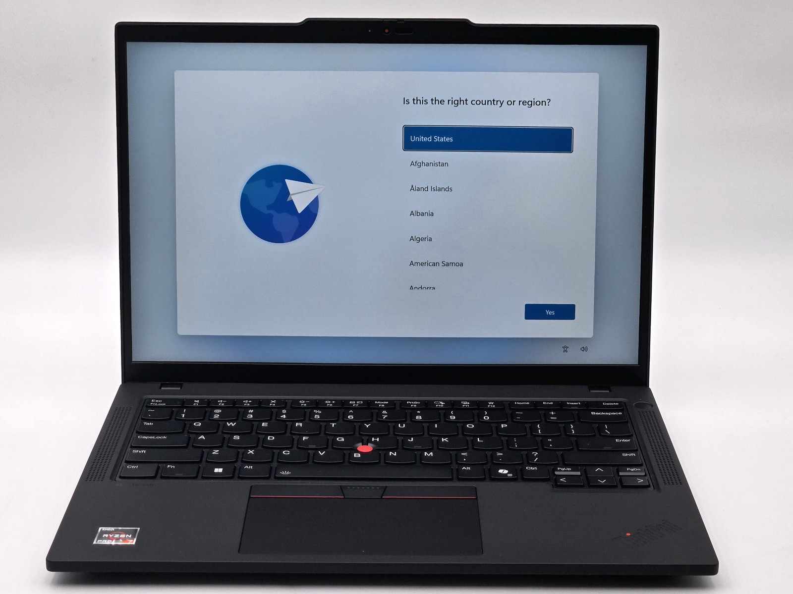 ThinkPad T14 Gen 5 14″ FHD+ Touch RYZEN 7 PRO 8840U 512GB 32GB W11P FPR WNTY