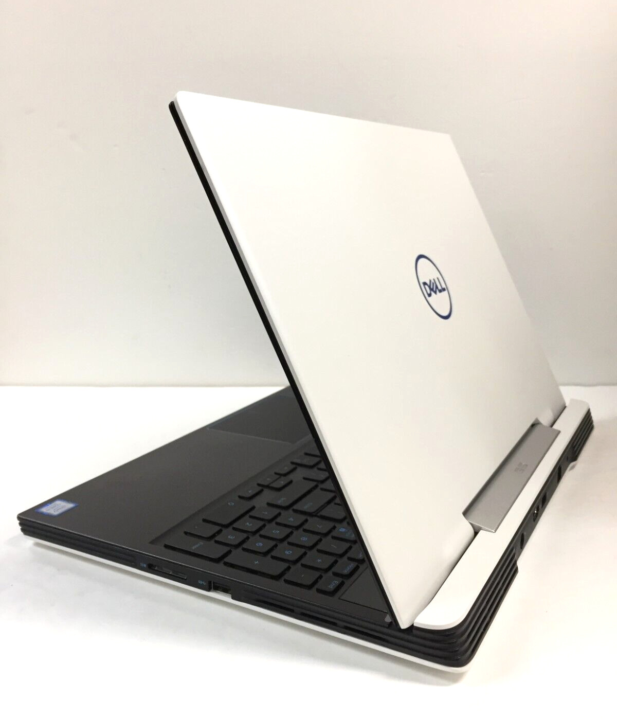 Dell G5 5590 15.6″ FHD Laptop/Intel i5-9300H/24GB Ram/1TB SSD+1TB HDD/GTX 1650