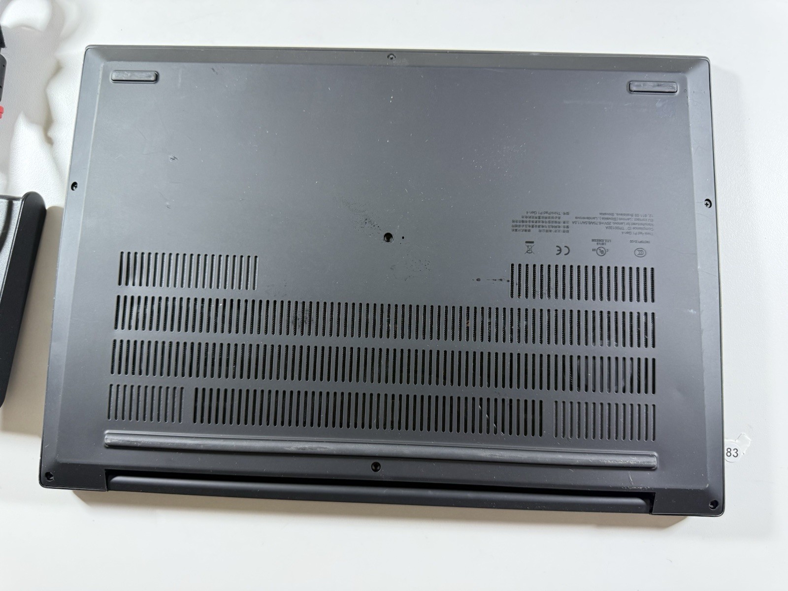 LENOVO THINKPAD P1 Gen 4 2560×1600 I7-11850H 512GB 32GB RAM NVIDIA T1200 WIN 11