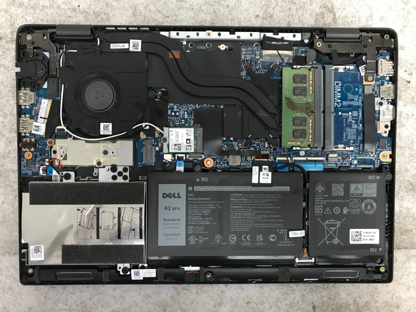 Dell Latitude 3420 / Intel Core i5-1135G7 1.40GHz / 8GB RAM / No SSD