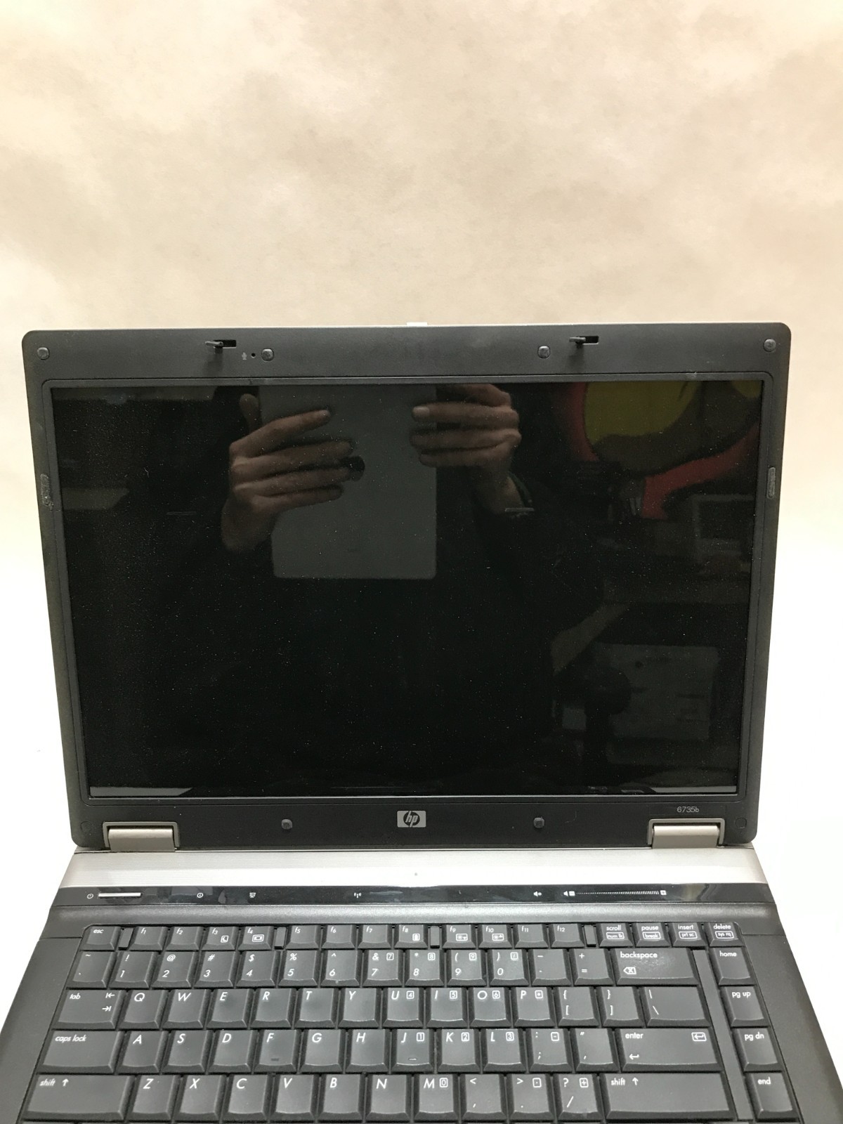 HP Compaq 6735b 15″ AMD Turion NO RAM NO HDD/OS For Parts/Repair NO POWER!! – DW