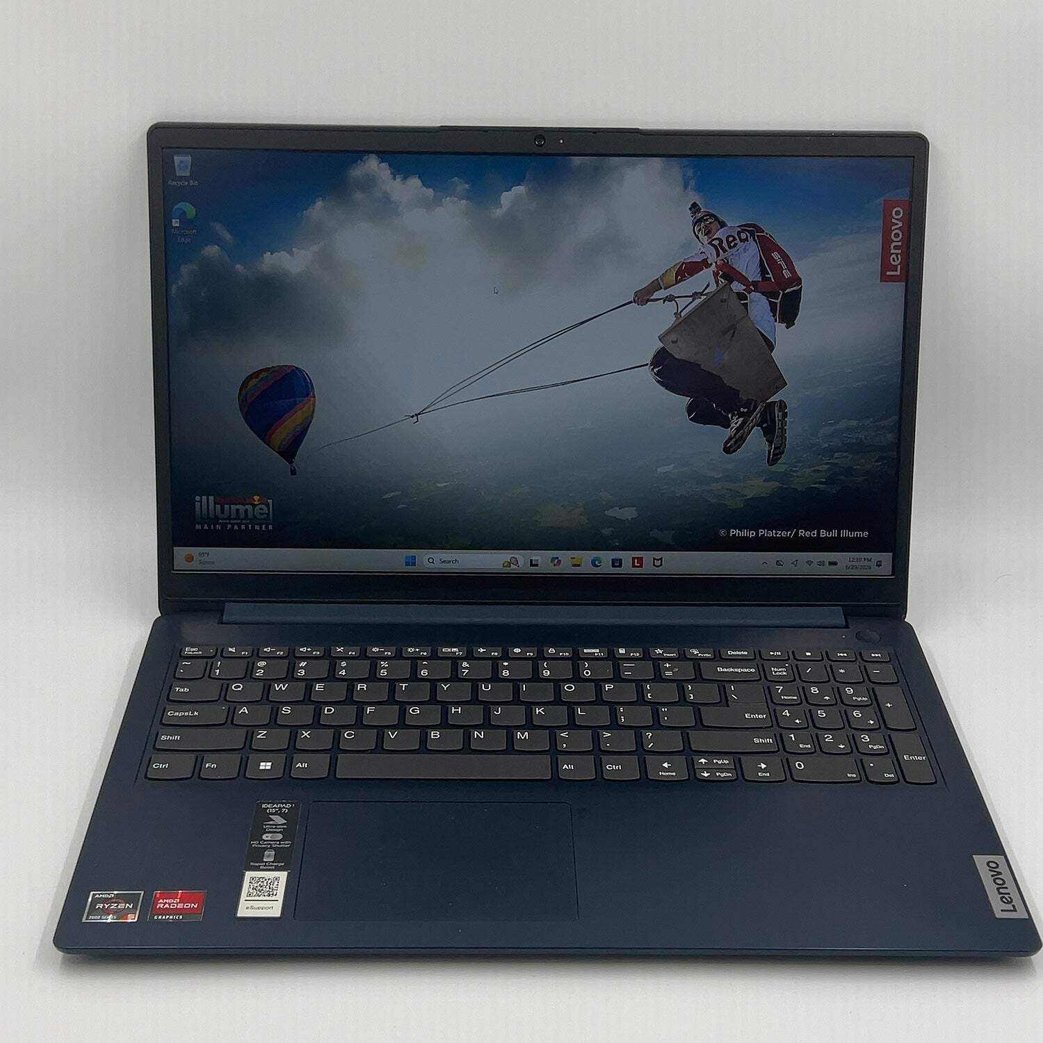 Lenovo IdeaPad 1 15AMN7 15.6″ Ryzen 5 7520U 2.8GHz 8GB RAM 256GB SSD