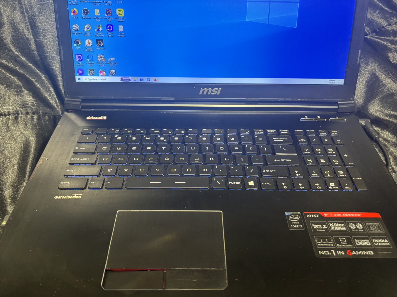 MSI gaming Laptop 2QE Apache 12 Gb RAM Intel i7 1.25 TB NVMe/SSD Win 10 17.3 LCD