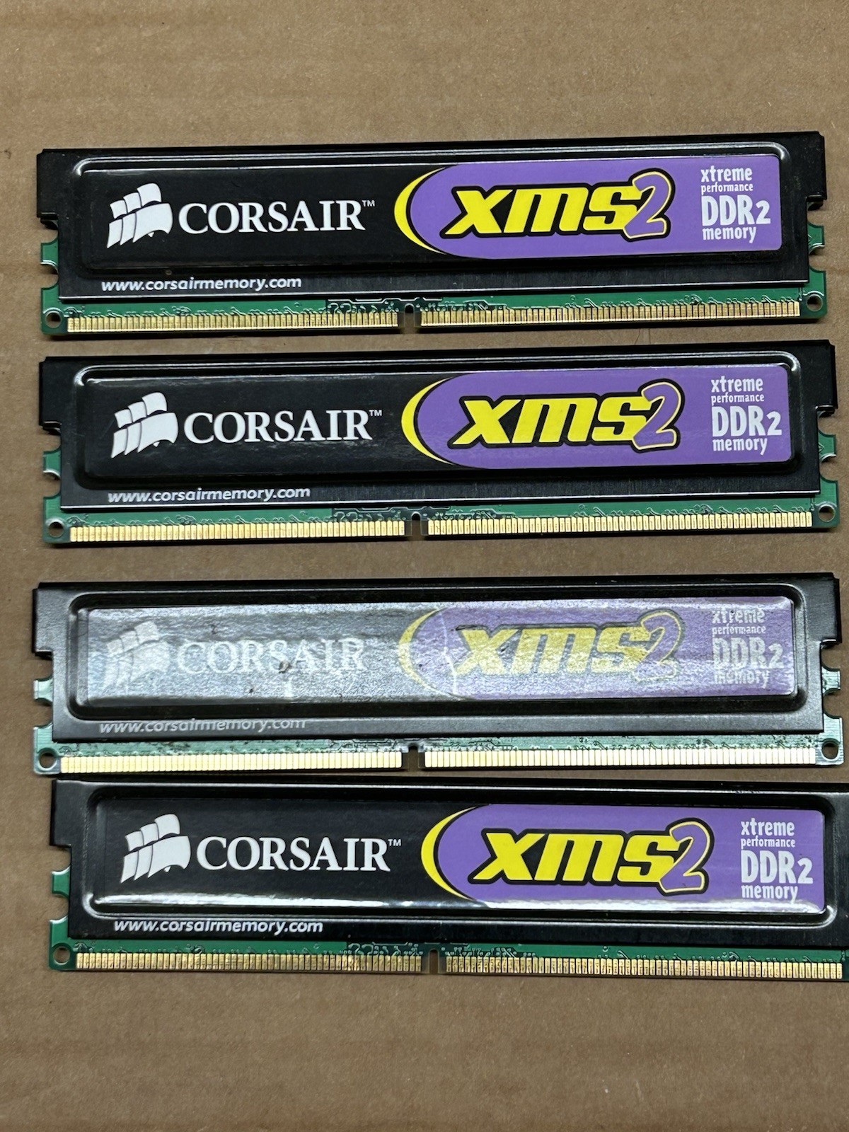 CORSAIR 512MBX4 2GB SINGLE CHANNEL DDR2 CM2X512A-6400 Pulled In Working Order