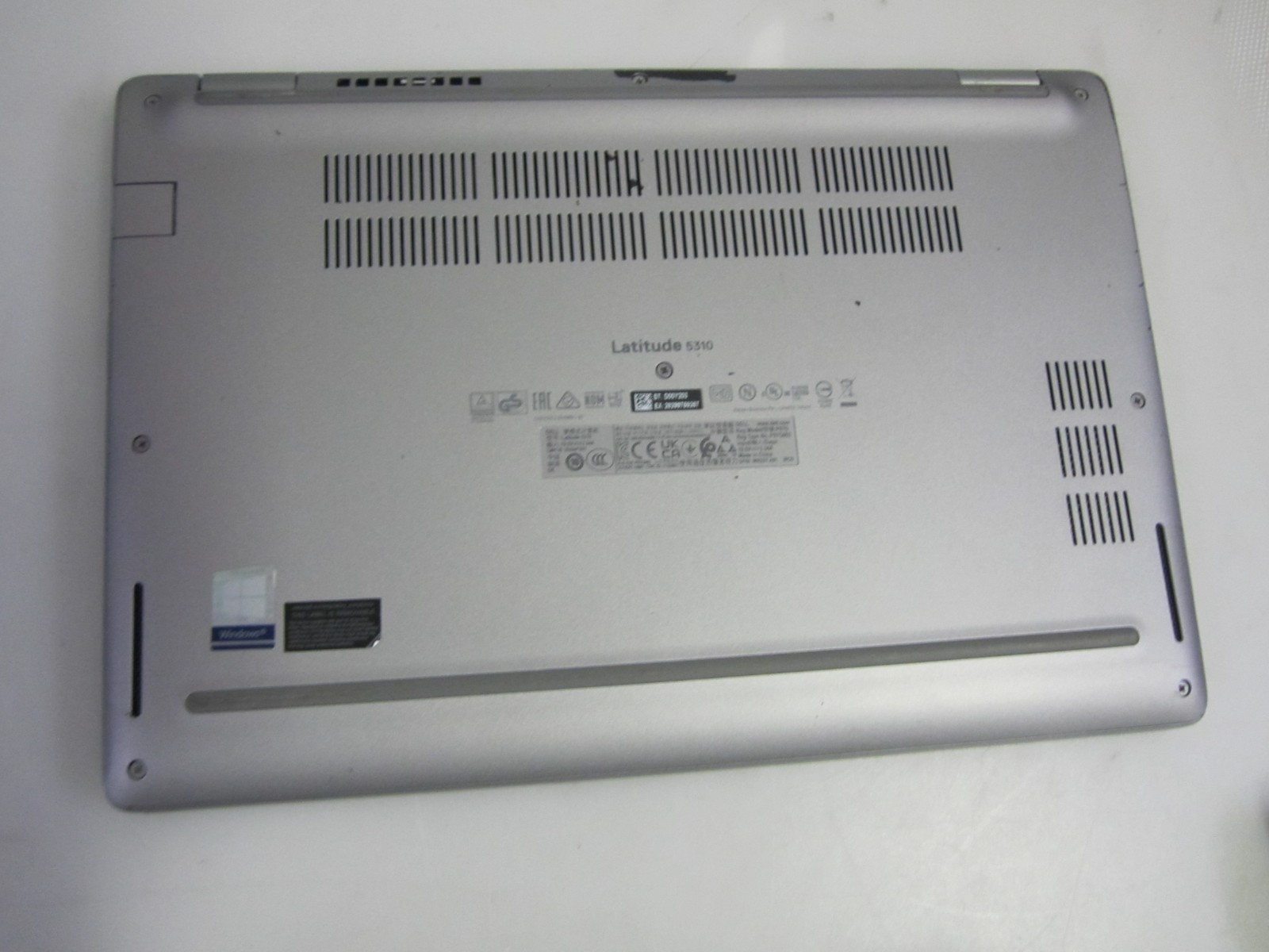 Dell Latitude 5310 13.3″ i5-10310U 1.70GHz 16GB 512GB M2SSD UBUNTU + AC