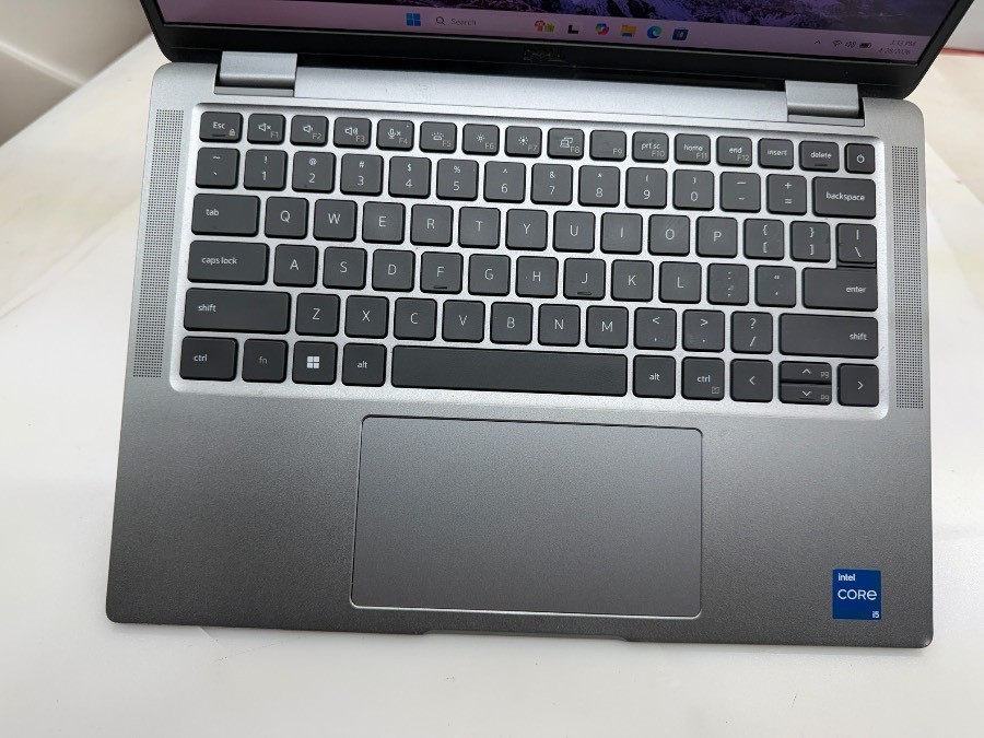 Dell Latitude 7340 i5-1335U 16GB 256GB NVMe Win 11 Home TOUCH W/AC