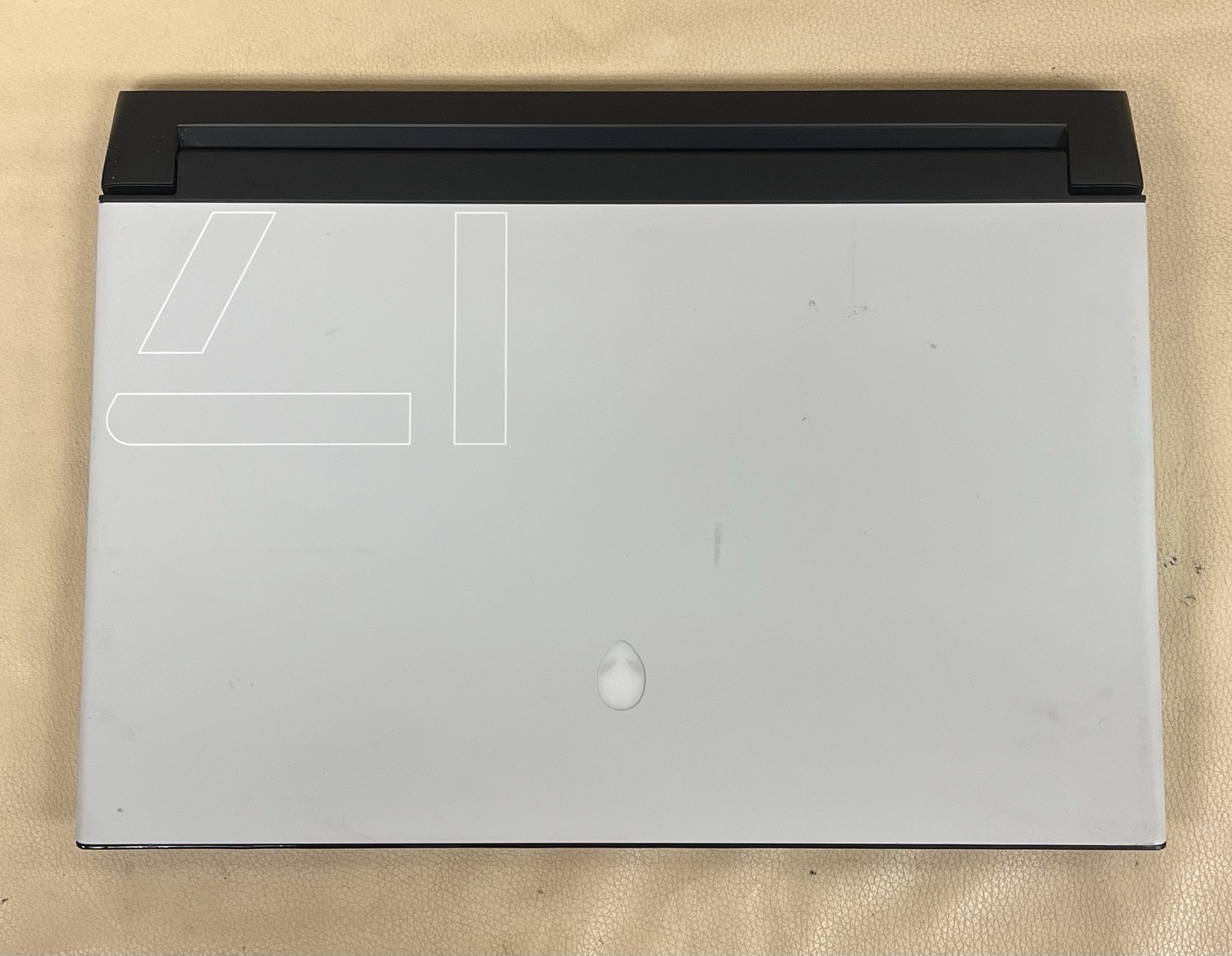 Dell Alienware M17 R3 17″ 4K I7-10875H 512GB SSD 32GB W11 GeForce RTX 2070 SUPER