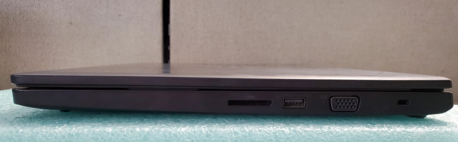 Dell Latitude 3570 i3-6100U@2.3GHz 4GB RAM No HD/OS *BIOS/No battery* | C763