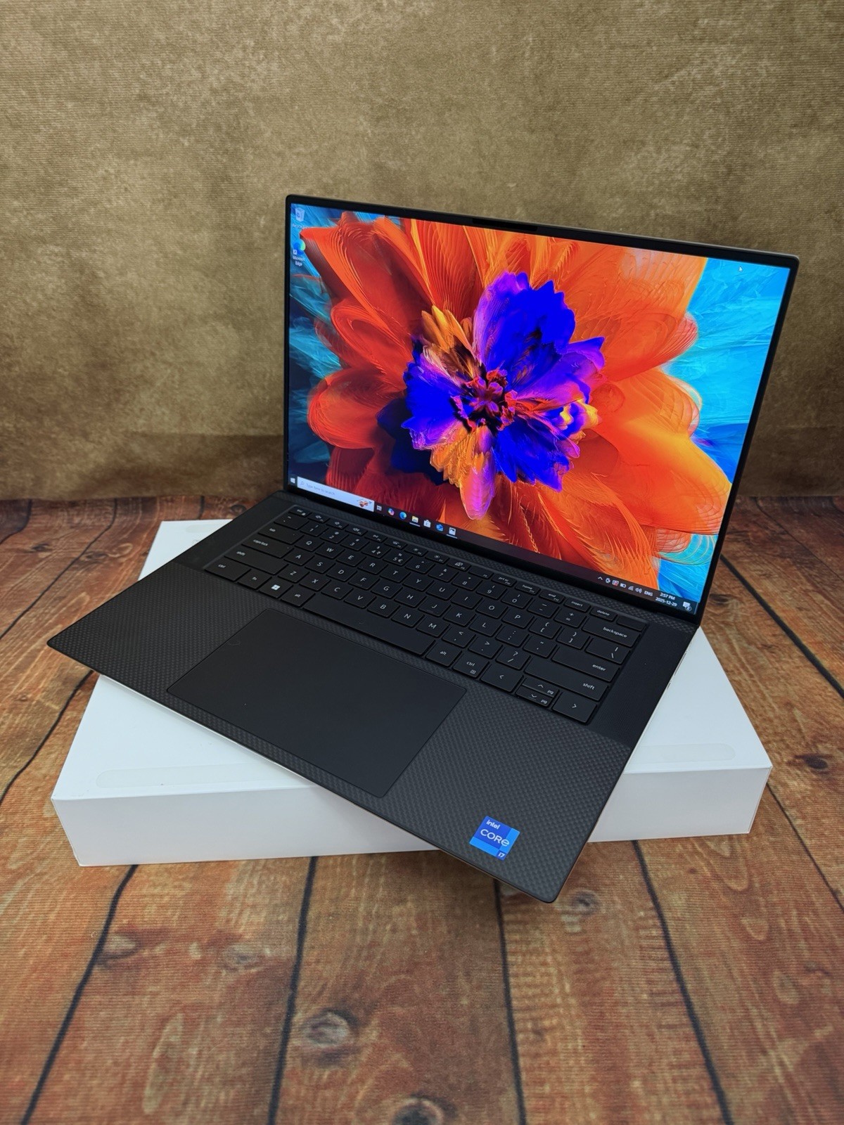 Dell XPS 9500 15” 4k Touch I7 10750H | 1 TB SSD 16 Gb Ram GTX1650 Ti Win 11 Pro