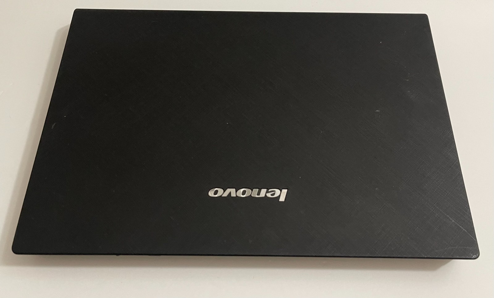 Lenovo Laptop IdeaPad Y510 (READ DESCRIPTION) Pentium T2390, 2GB RAM, 250GB HDD