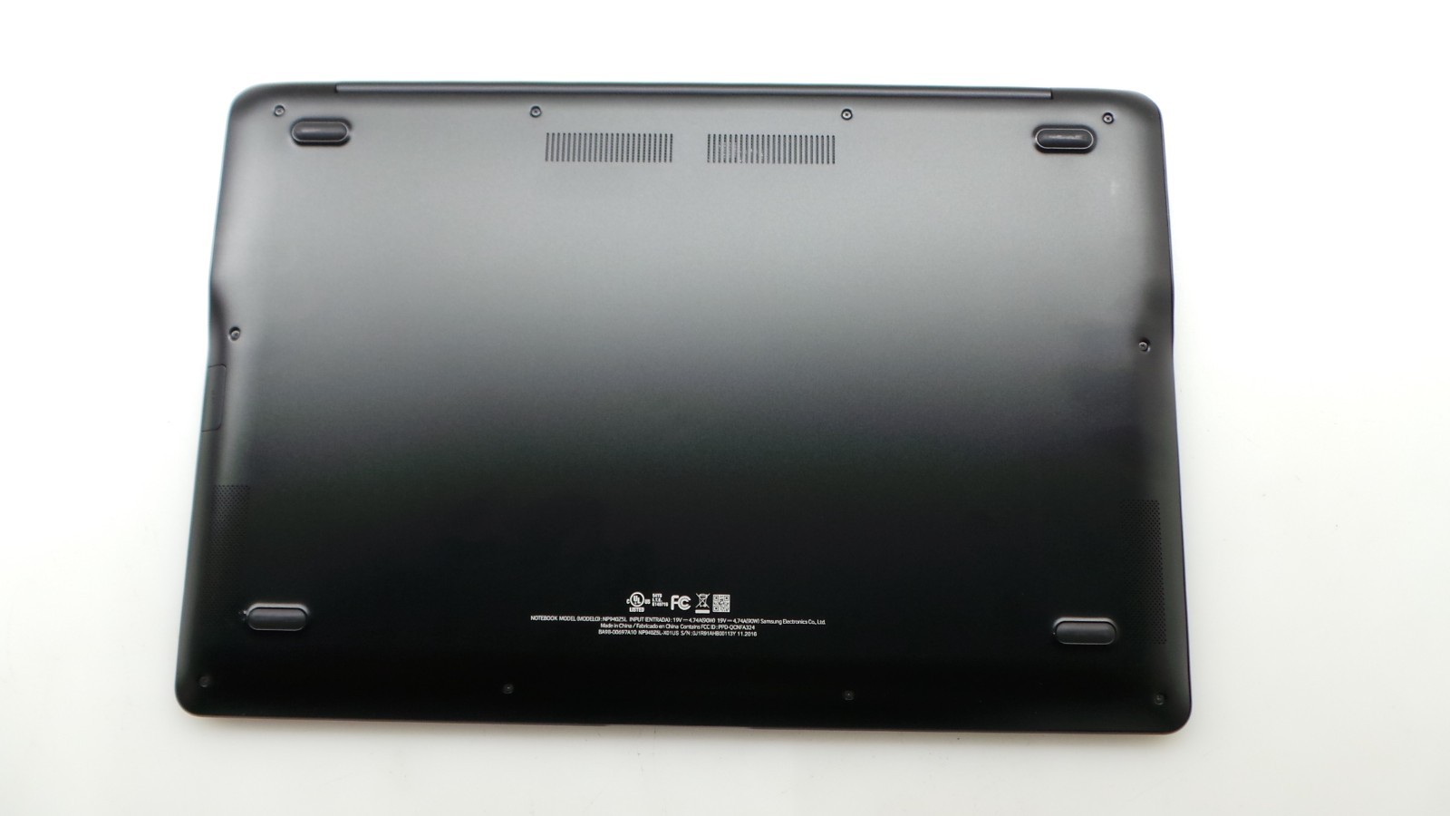 Samsung Notebook NP940Z5L | 15.6″ | i7-6700HQ | 8GB 256GB SSD | Touchscreen