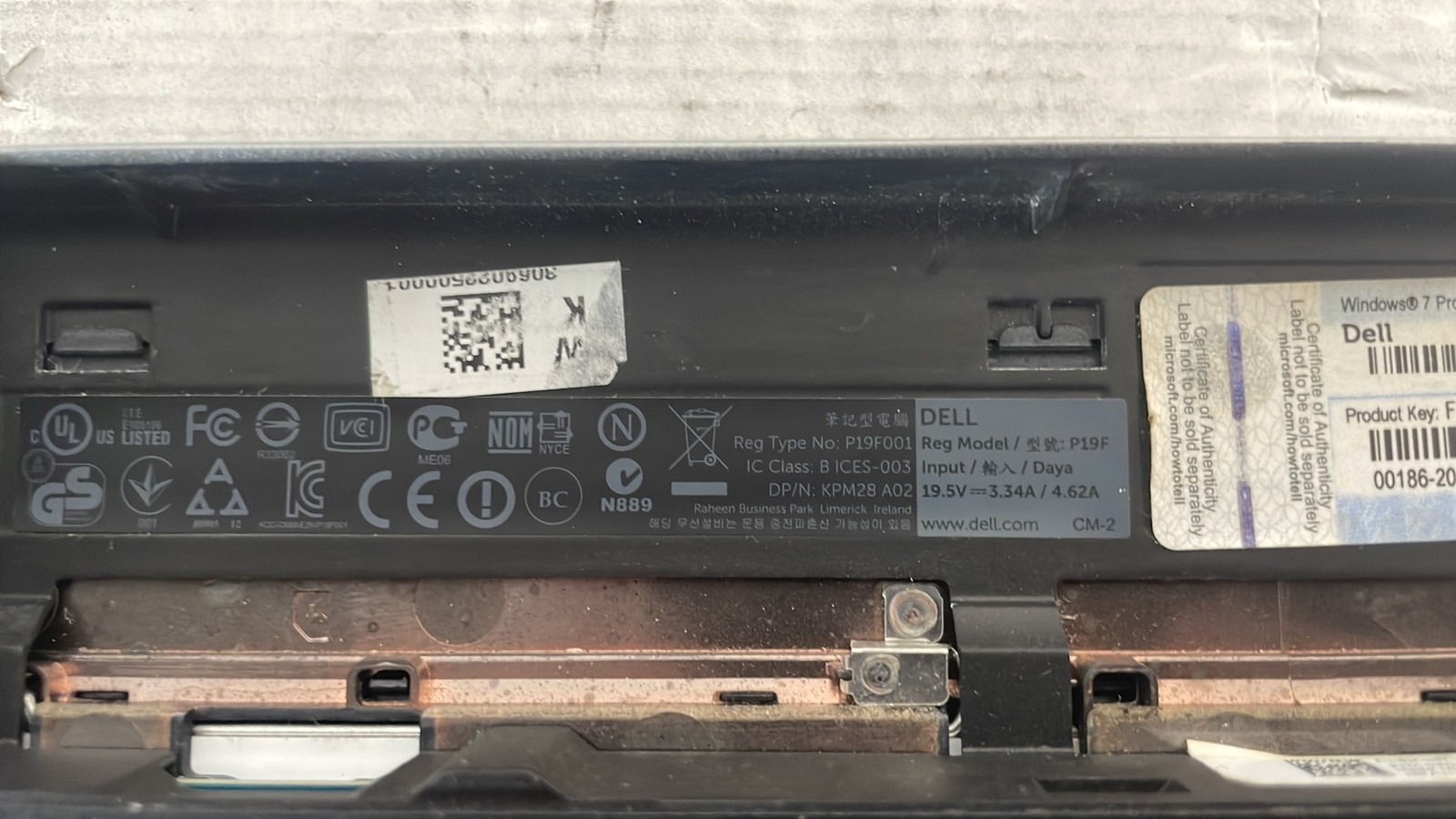 Dell P19F P19F001 15.6″ Laptop No LCD Screen Battery HDD For Parts Or Repair