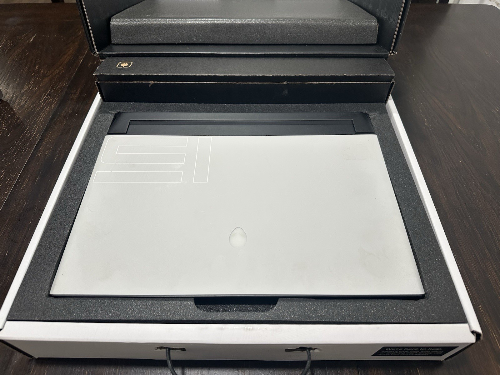 Alienware M15 R4 Laptop 15.6″ 512GB SSD, Intel Core I7 10th Gen., 16GB RAM